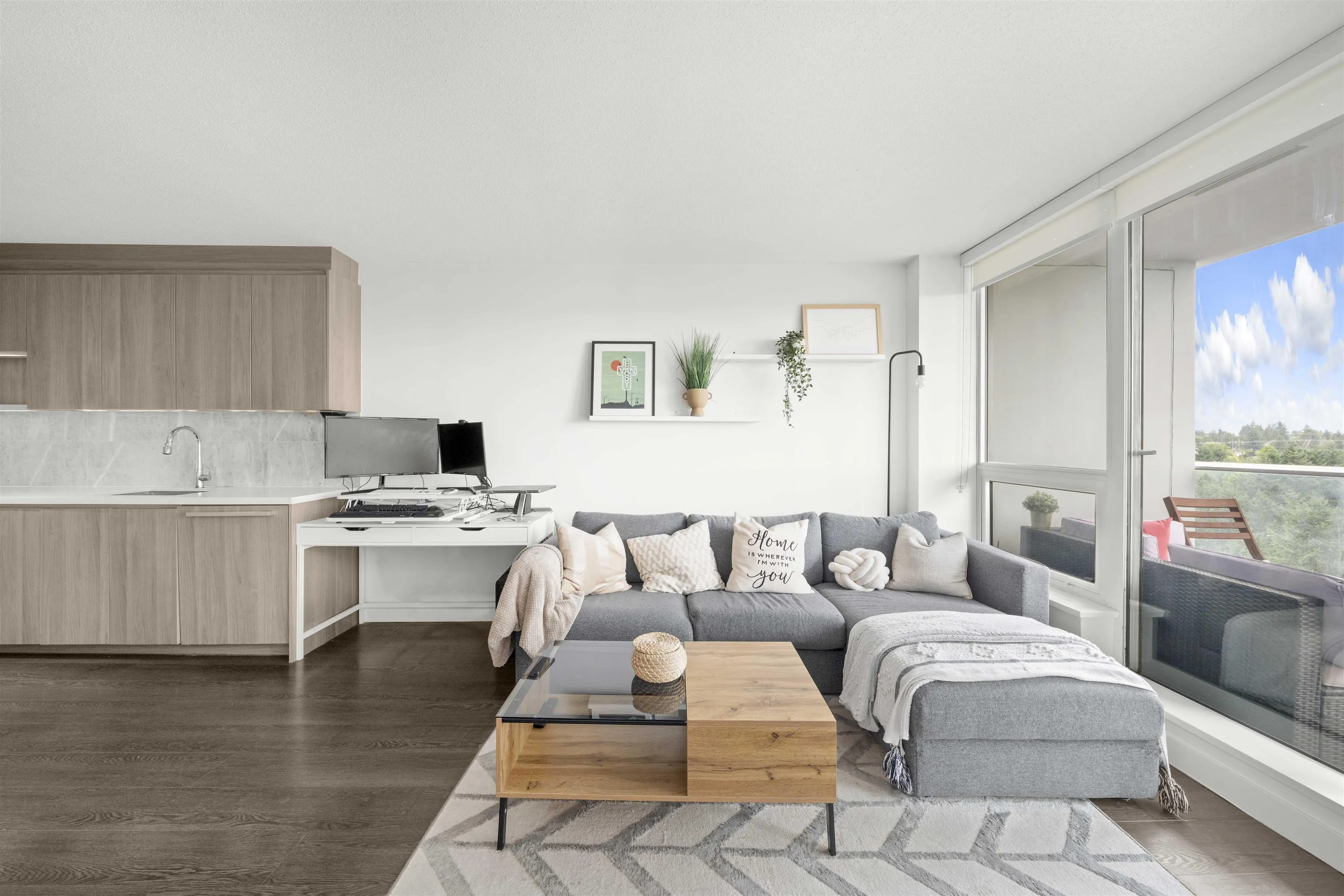 1901 13696 100 Avenue