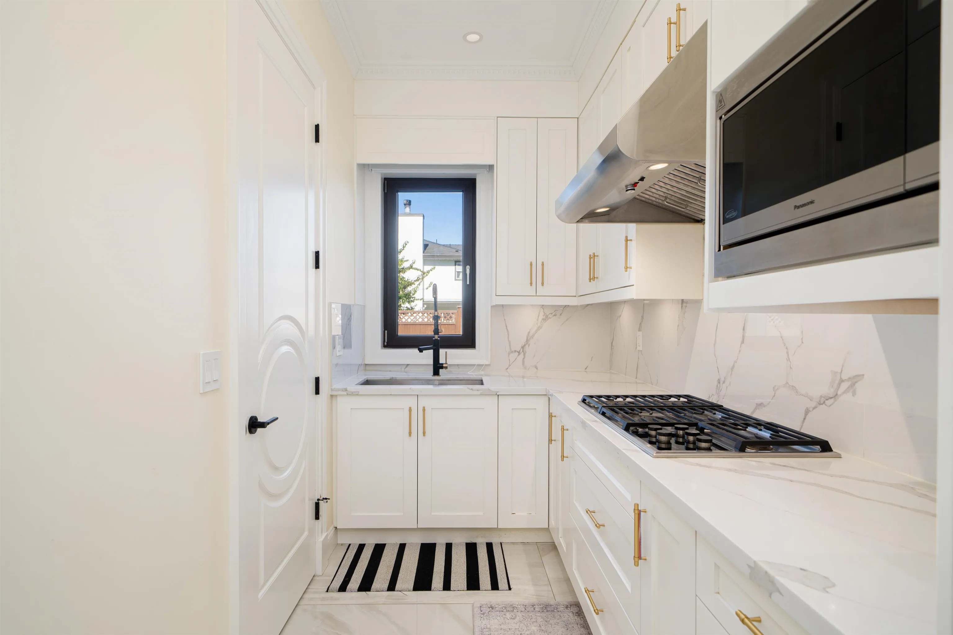 4311 Francis Road
