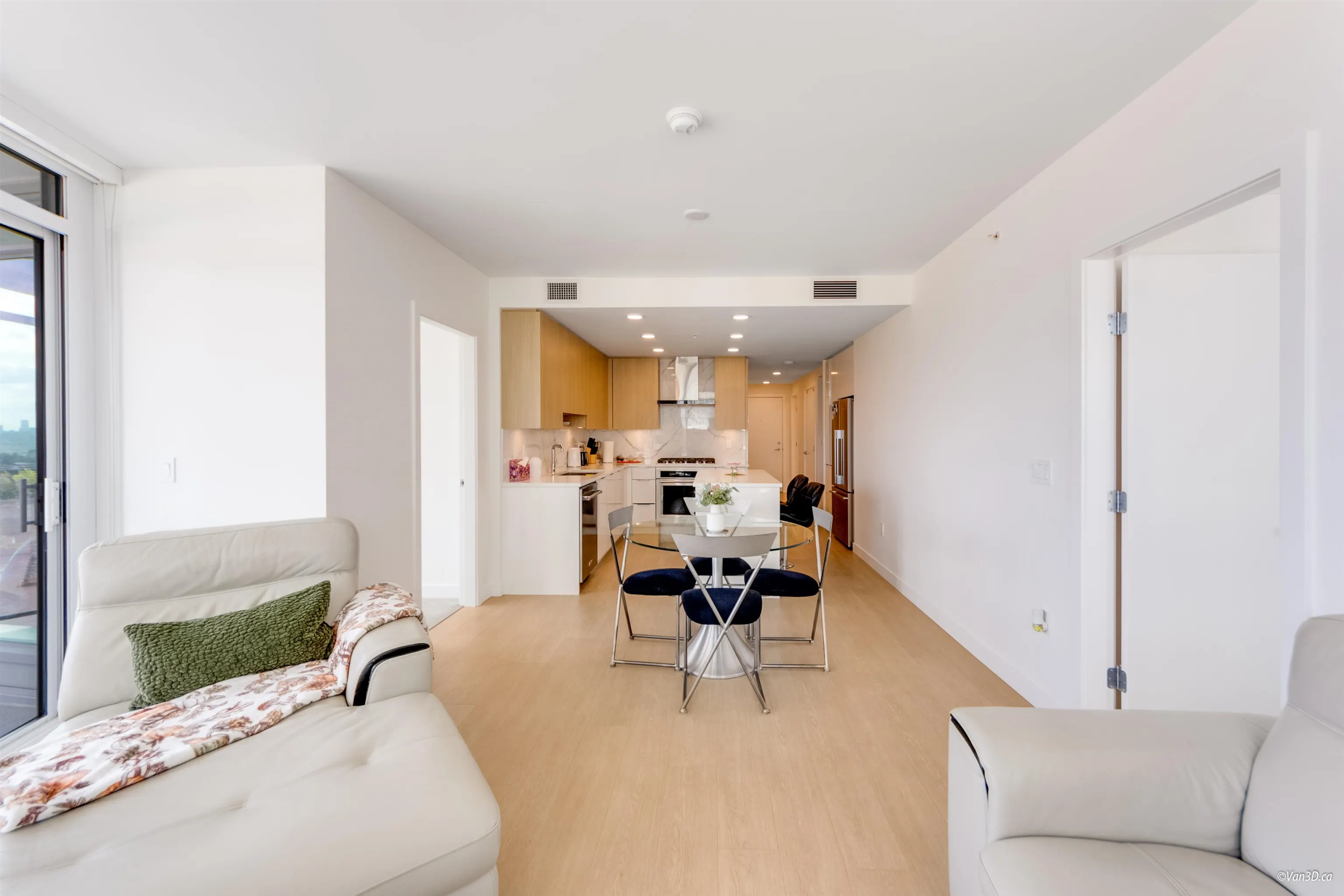 1106 7769 Park Crescent