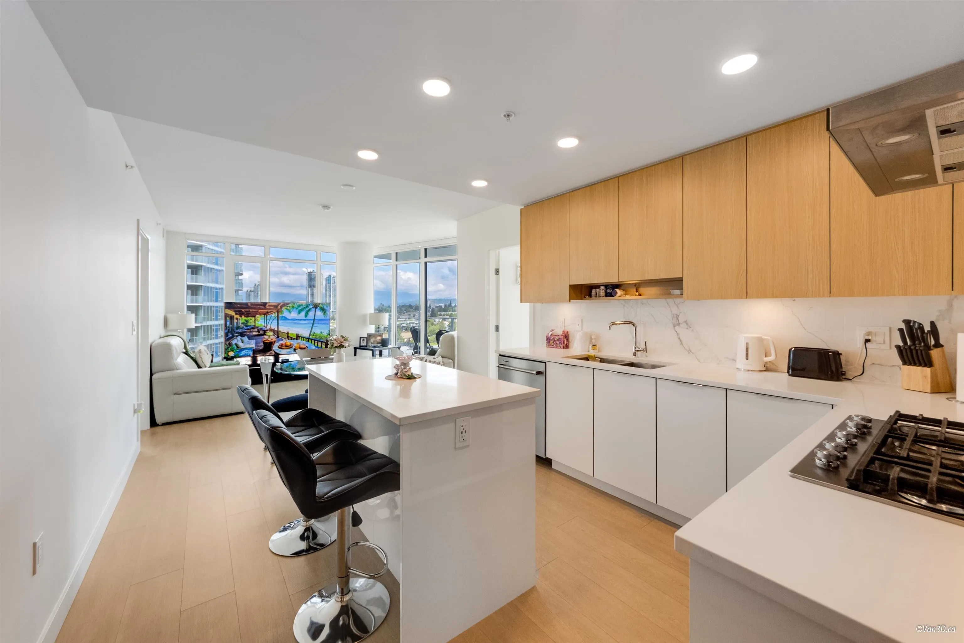 1106 7769 Park Crescent