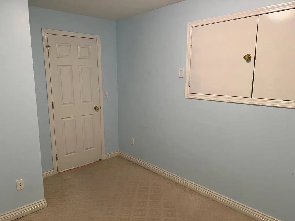 Basement 7950 Selkirk Street