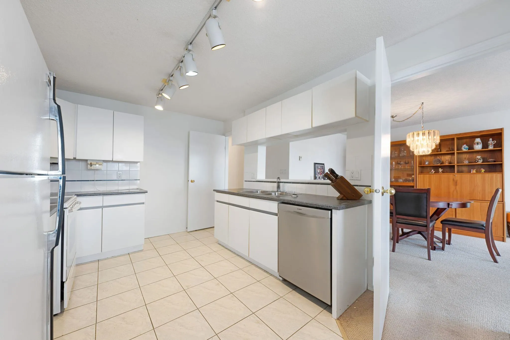 1001 8 Laguna Court