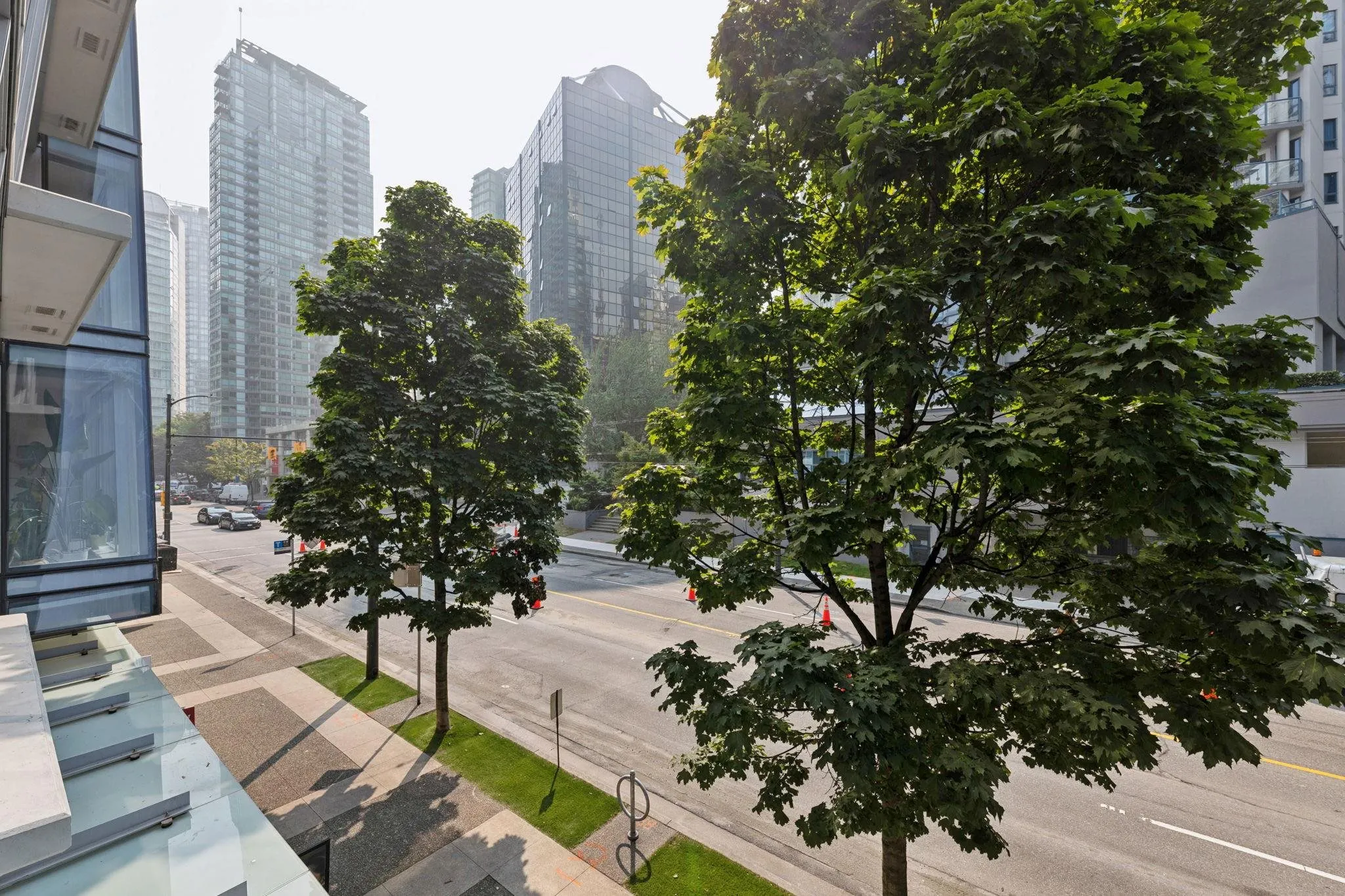 206 1477 W Pender Street