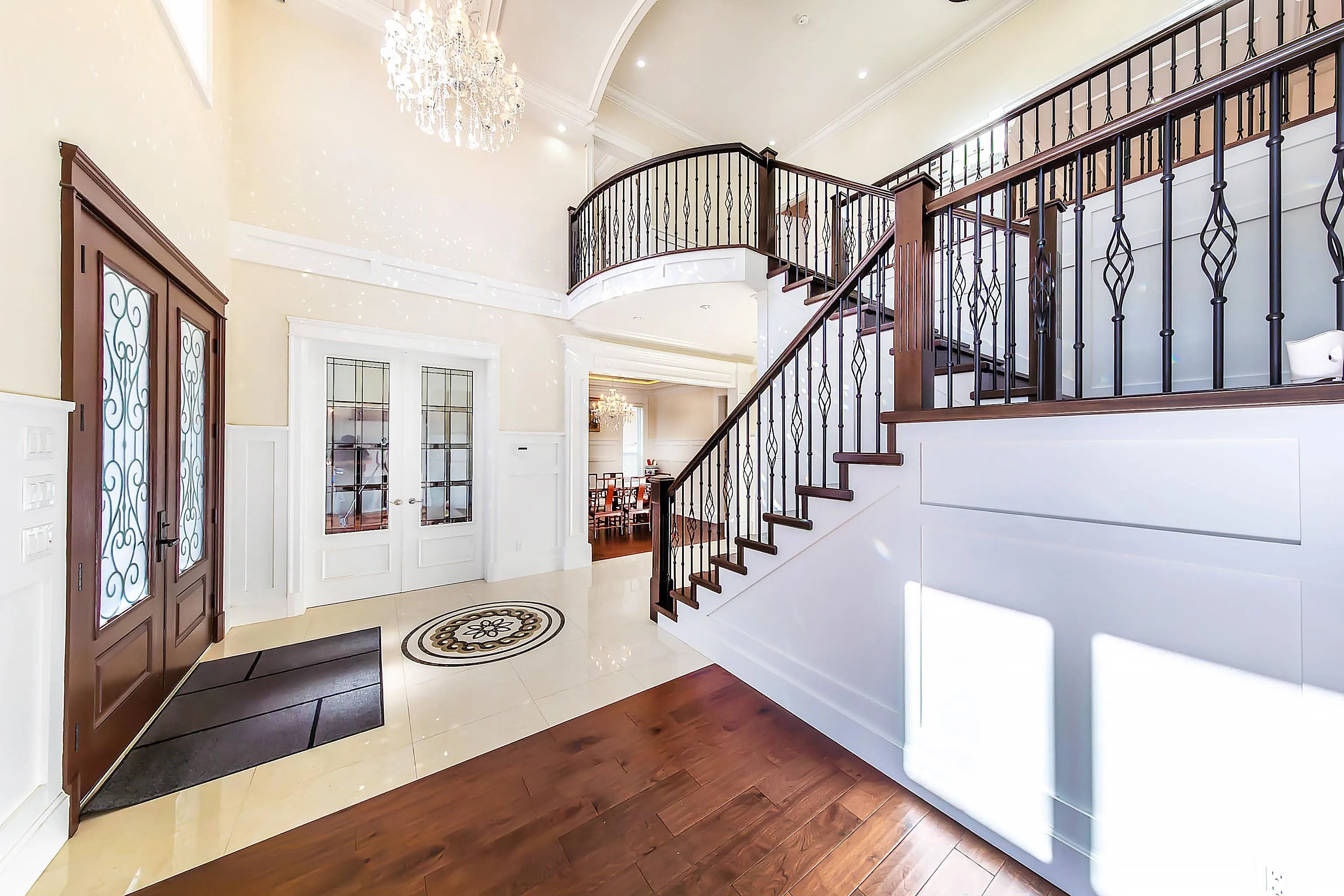 9631 Saunders Road