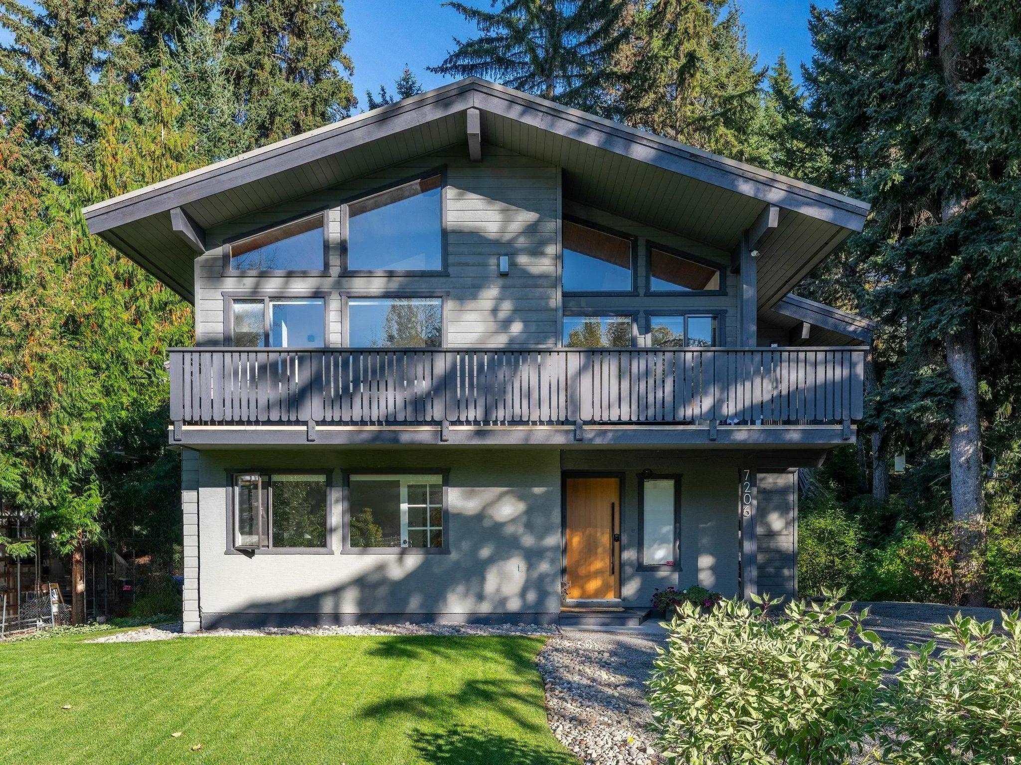 7206 Fitzsimmons North Road