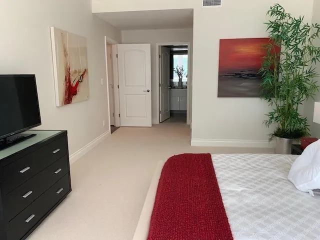 203 185 Victory Ship Way