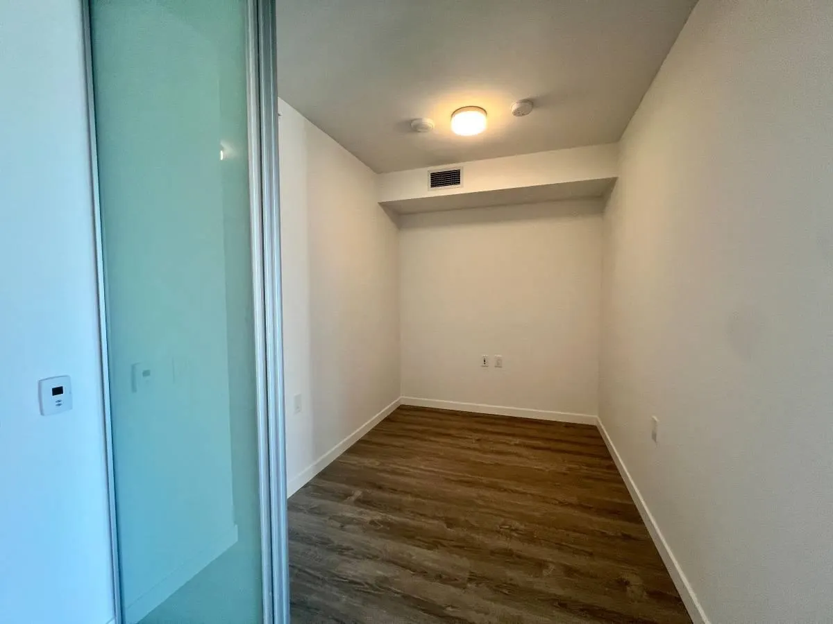 1703 13350 Central Ave Avenue
