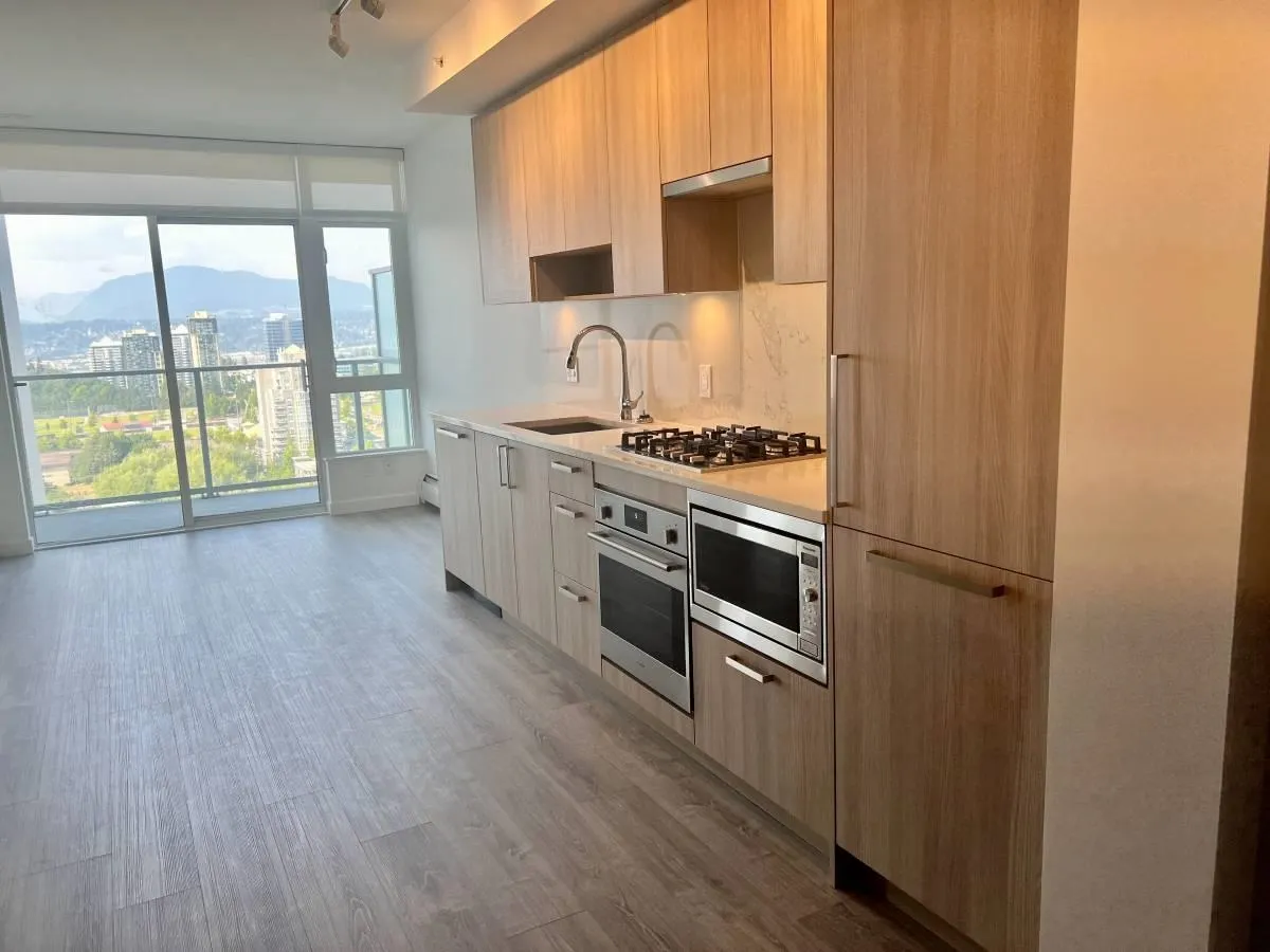 1703 13350 Central Ave Avenue