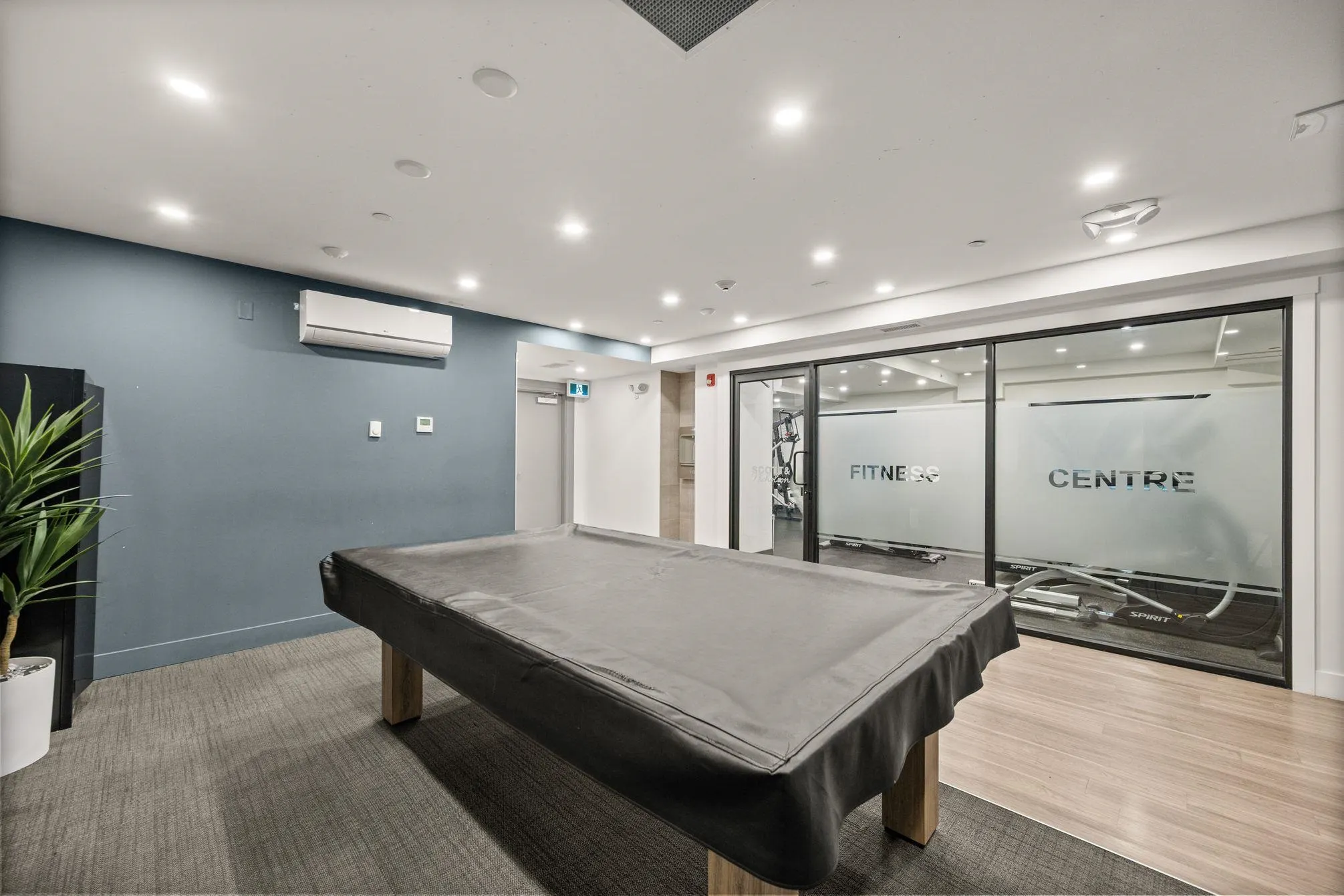 207 6950 Nicholson Road