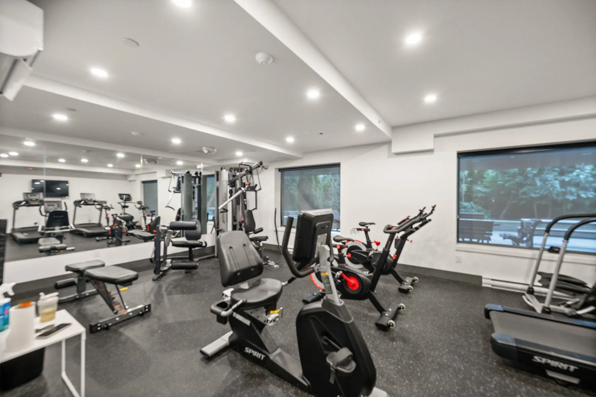 207 6950 Nicholson Road