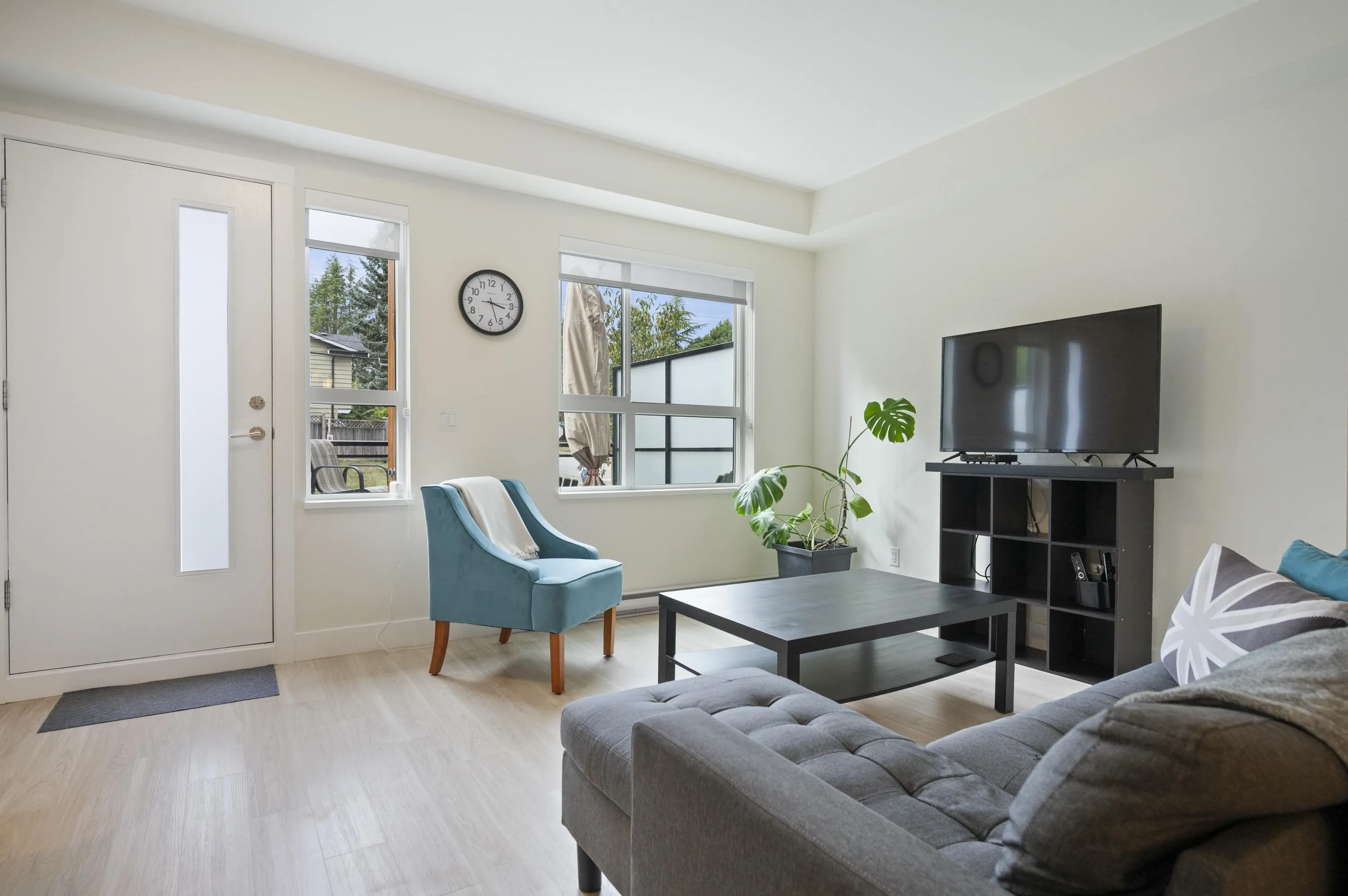 207 6950 Nicholson Road