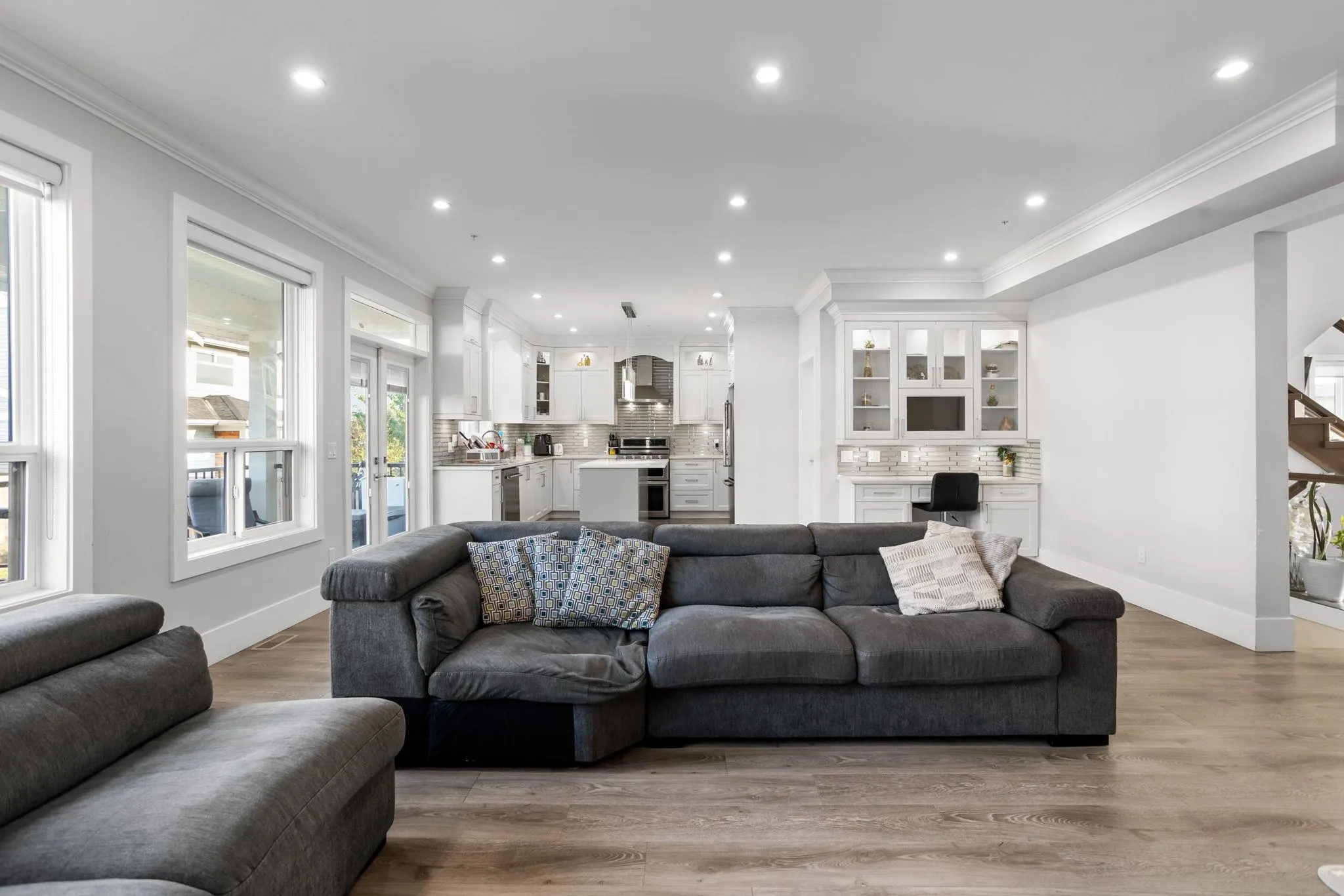 8394 Mctaggart Street