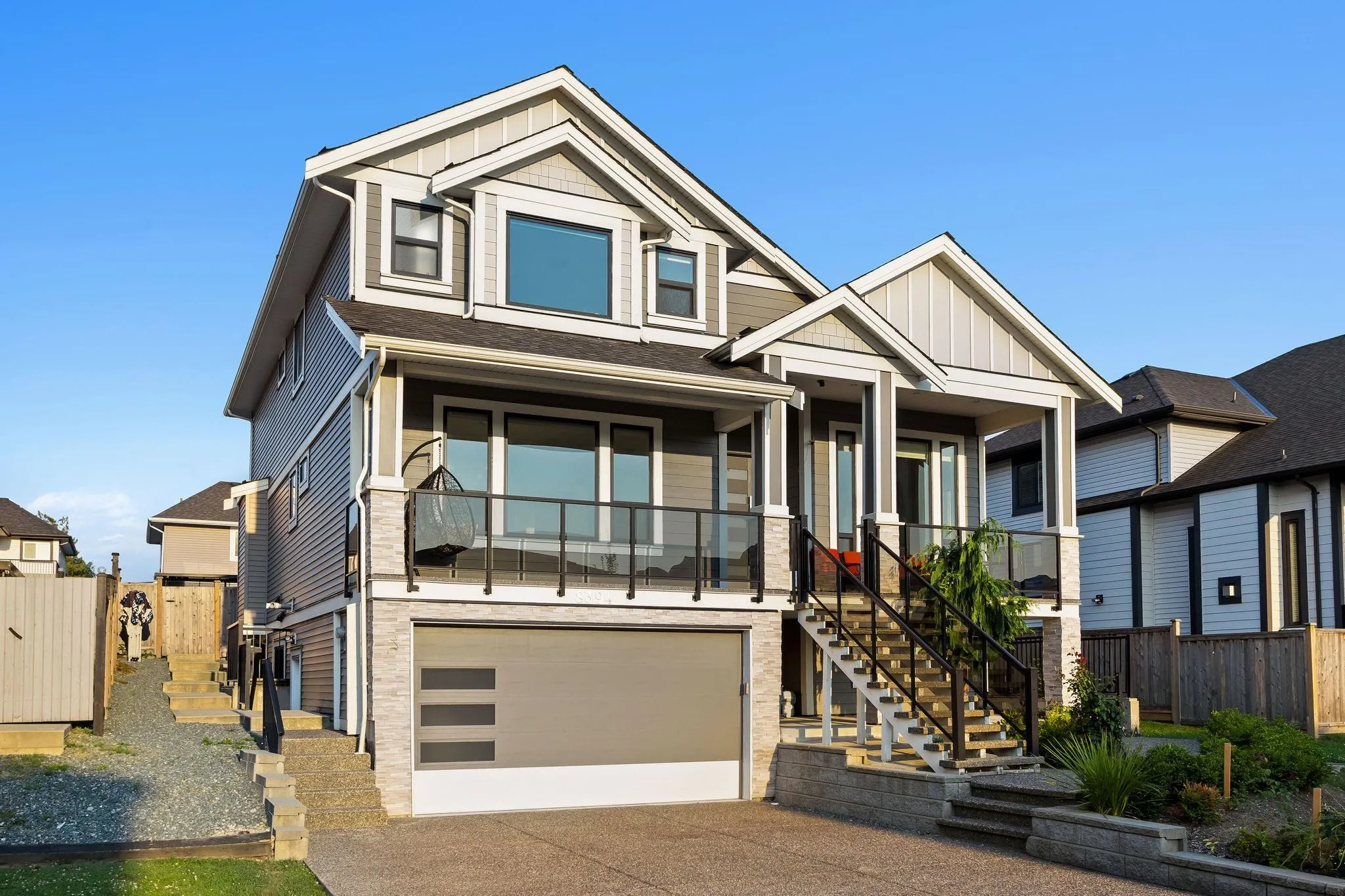 8394 Mctaggart Street