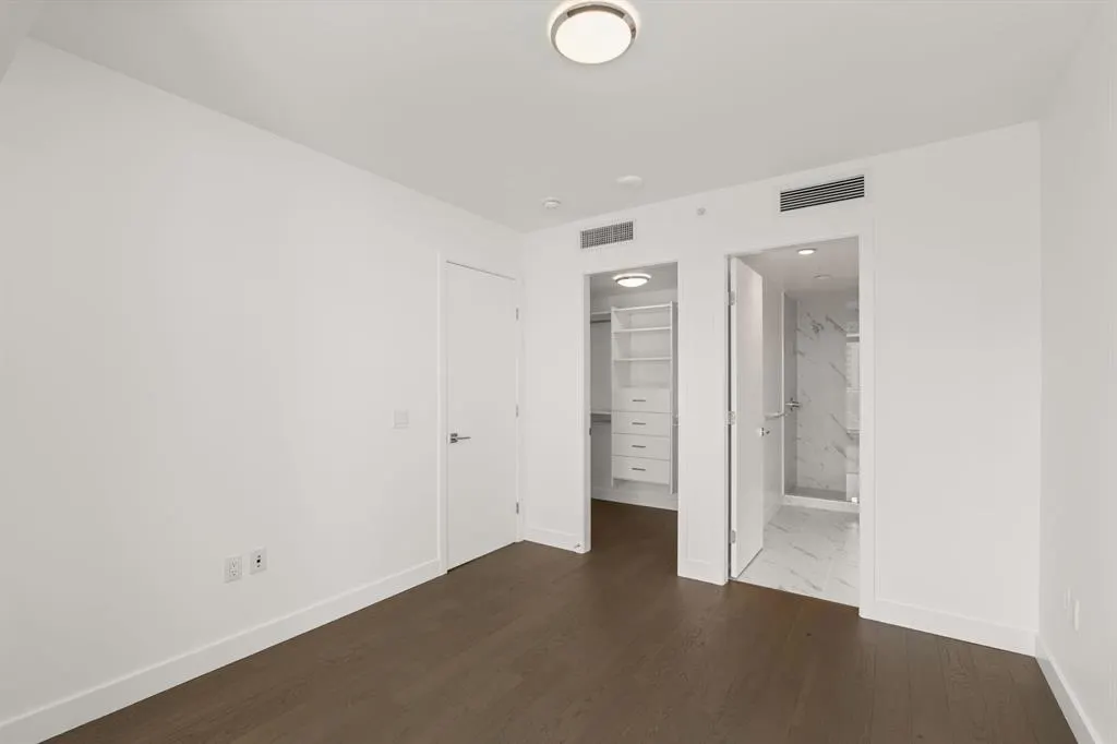 1401 1588 Johnston Road