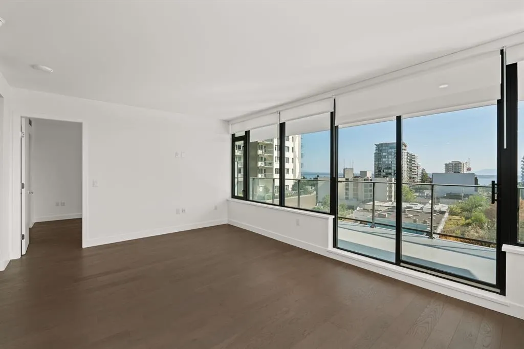 1401 1588 Johnston Road
