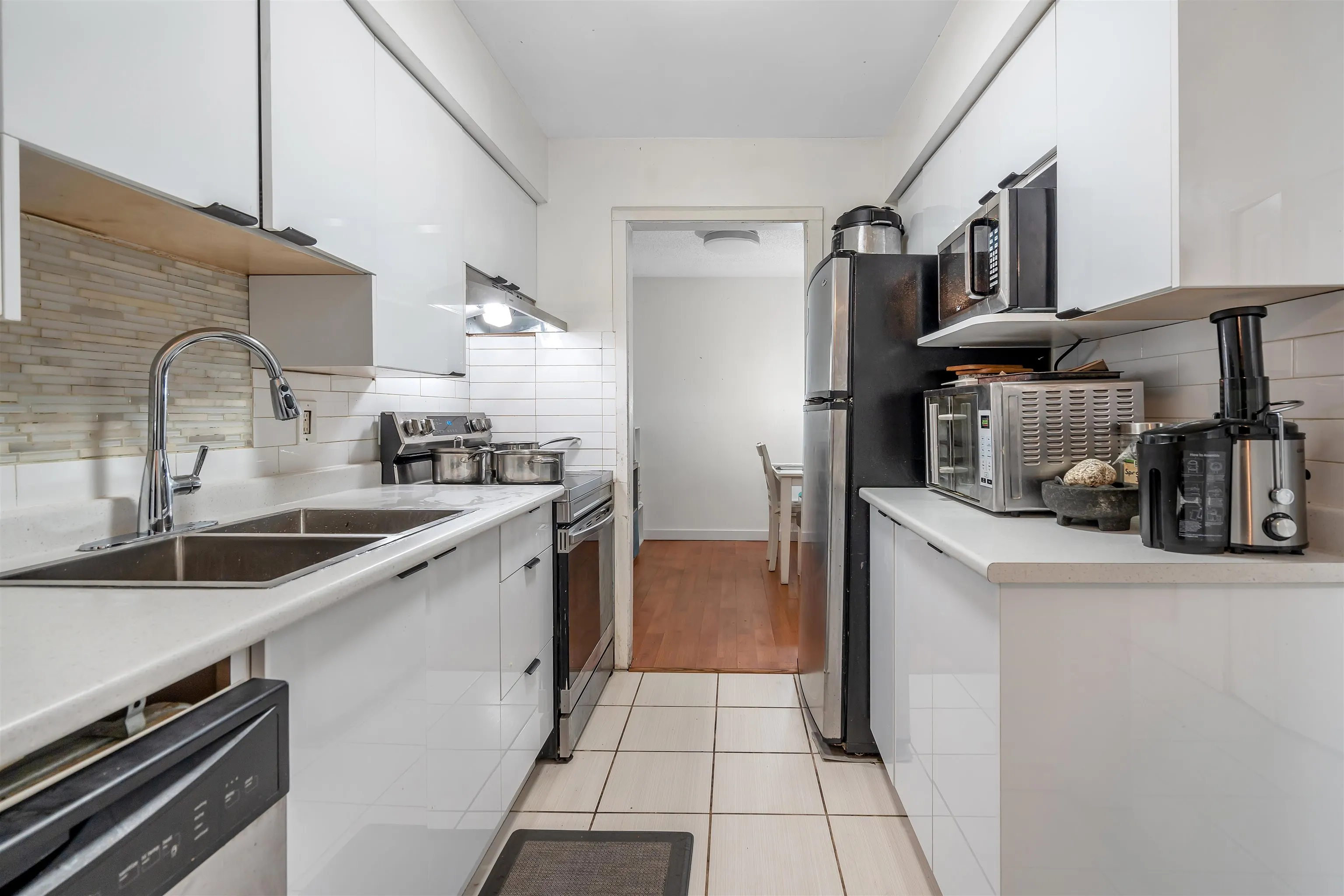 813 10620 150th Street