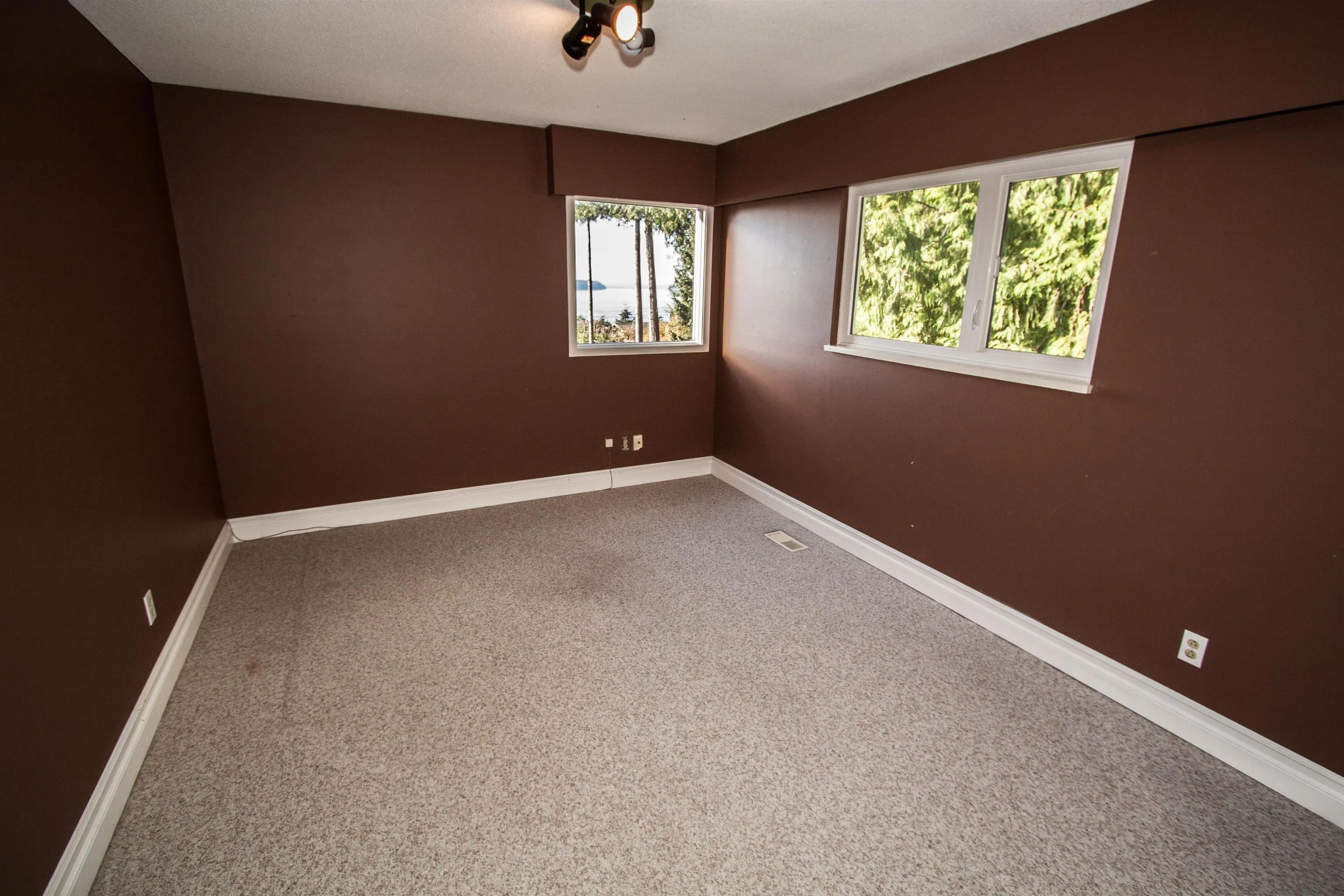 4032 Ripple Road