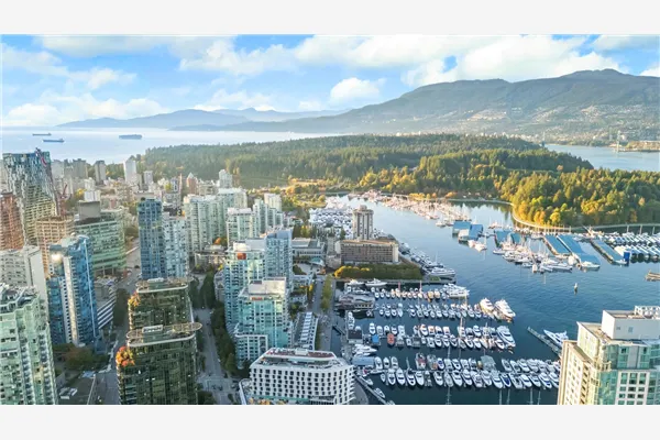 3802 1189 Melville Street