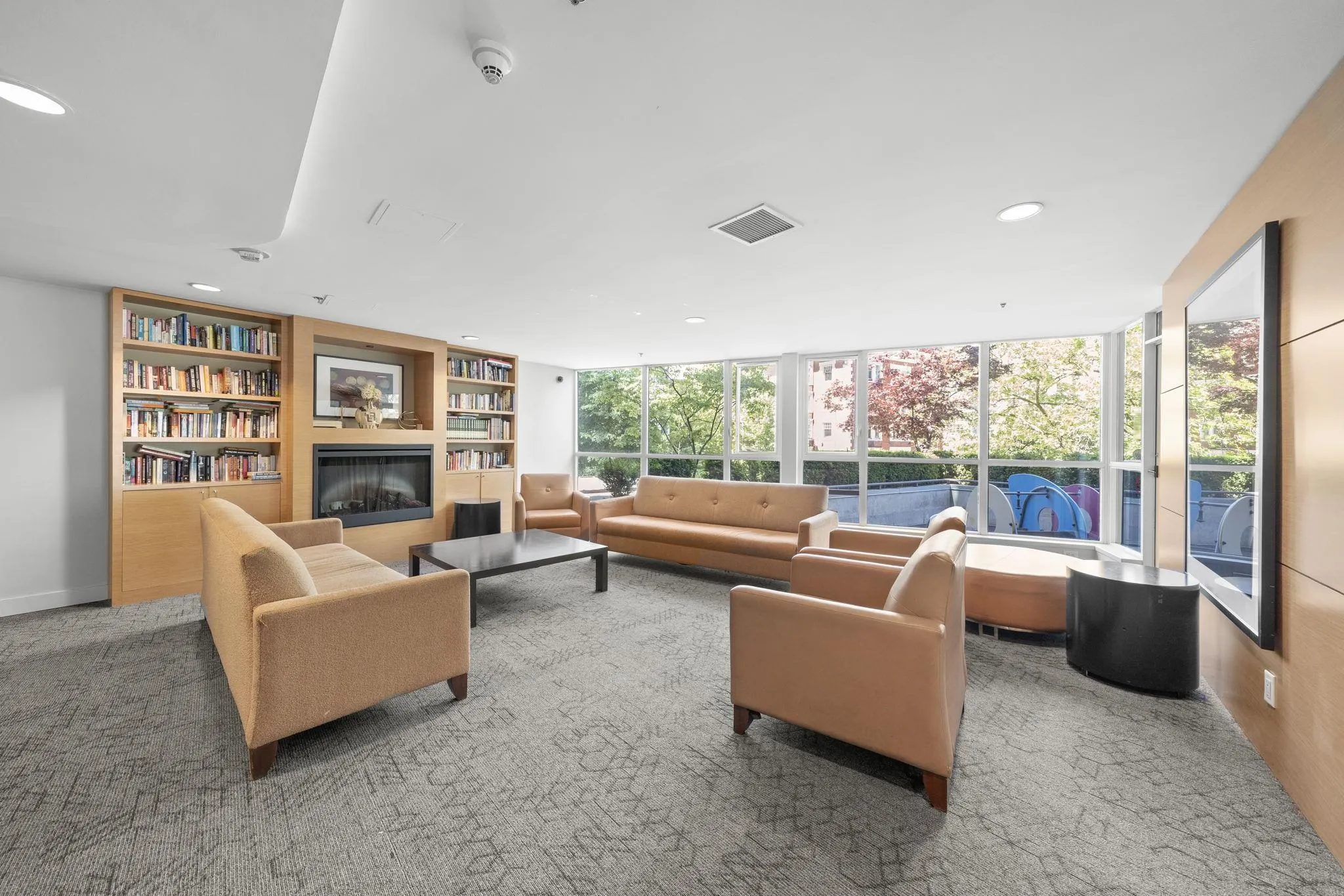 3802 1189 Melville Street