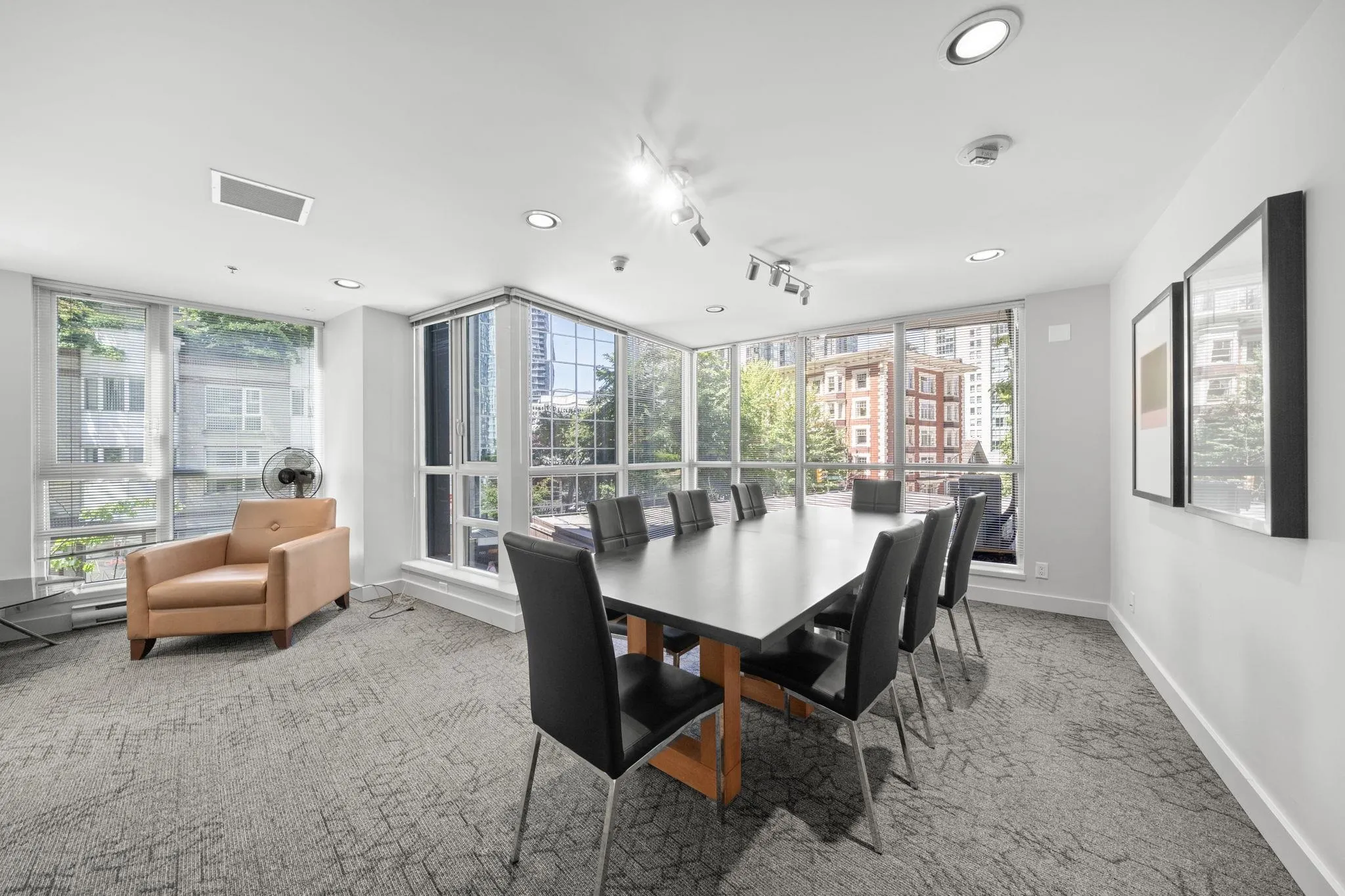 3802 1189 Melville Street