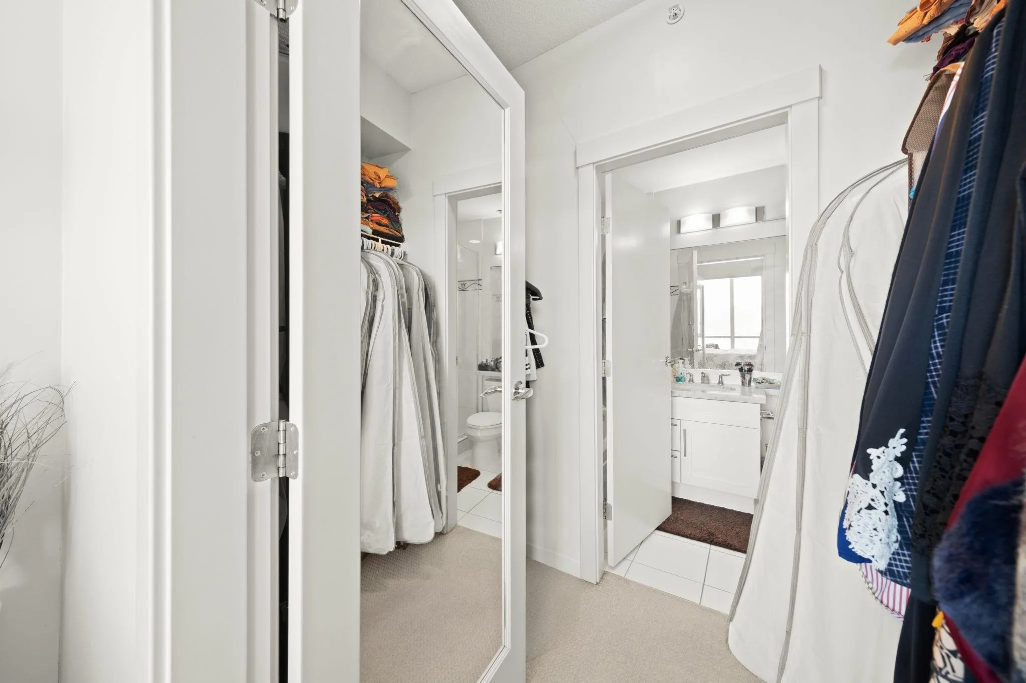 3802 1189 Melville Street