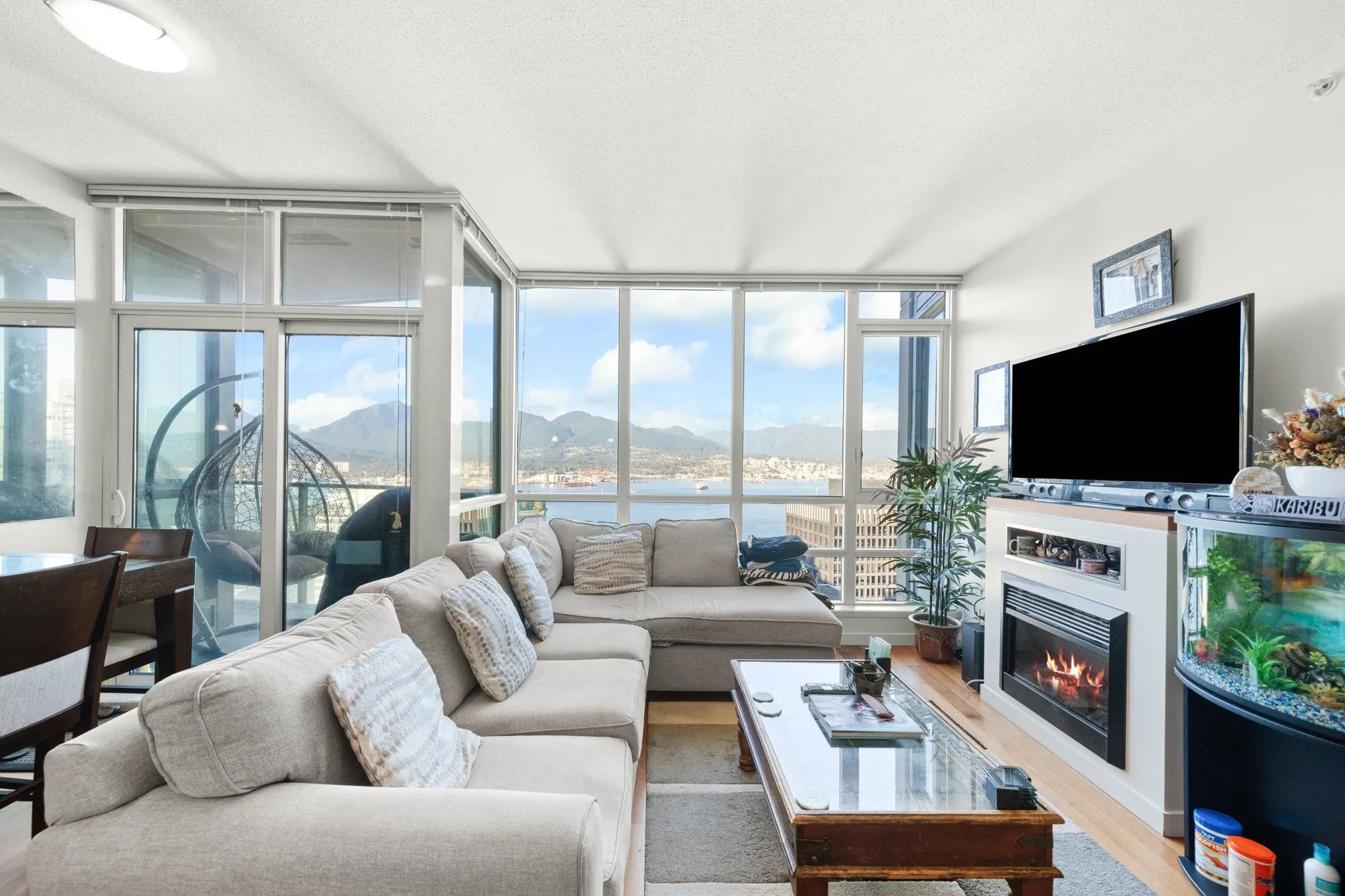 3802 1189 Melville Street