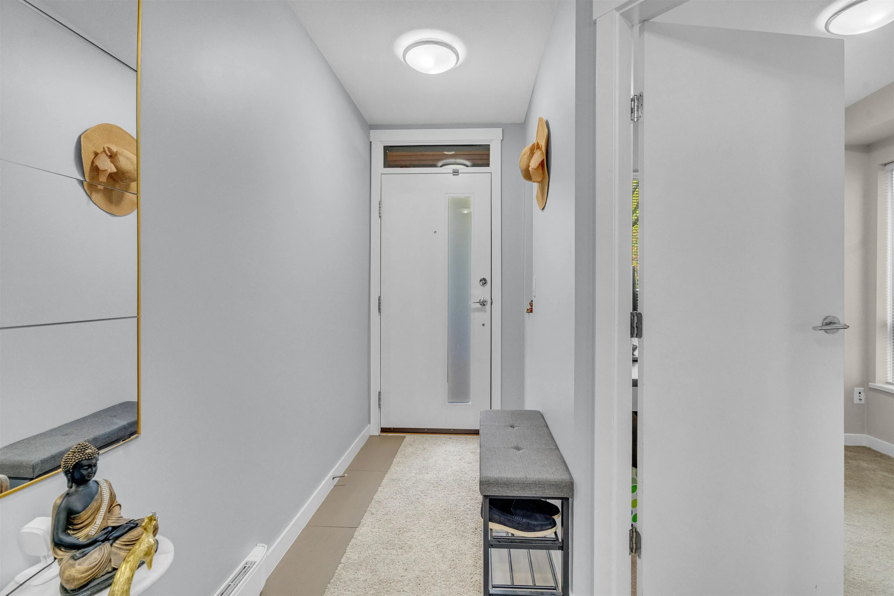 8 8473 163 Street