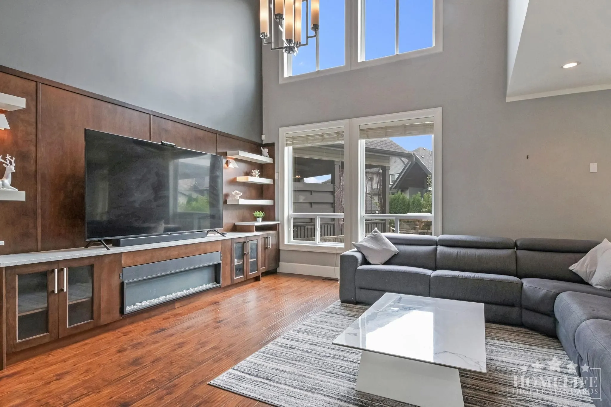 Upper House 16482 63 Avenue