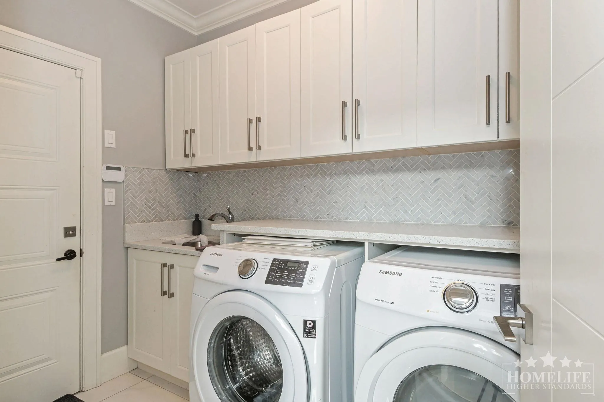 Upper House 16482 63 Avenue