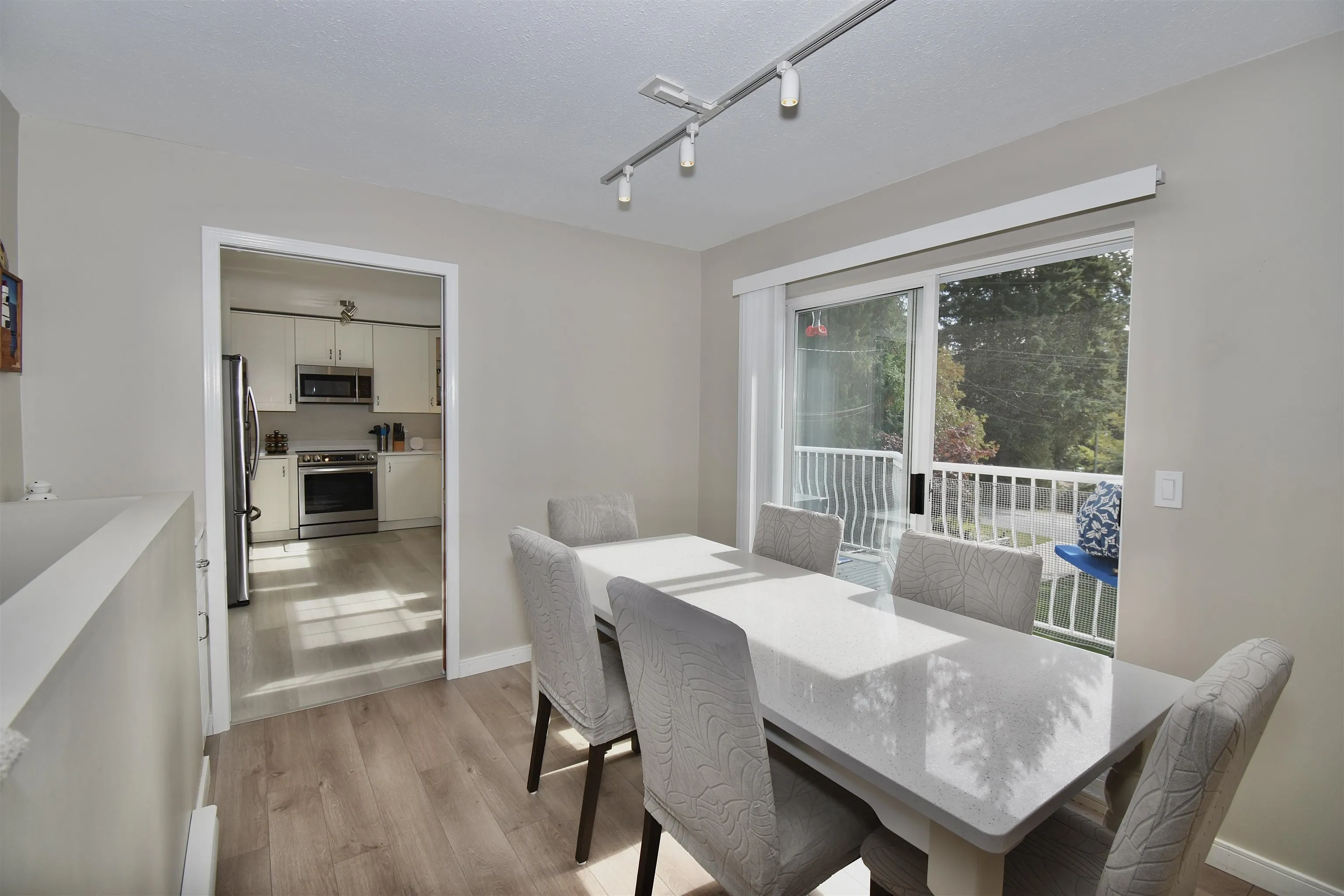 8086 Dogwood Drive