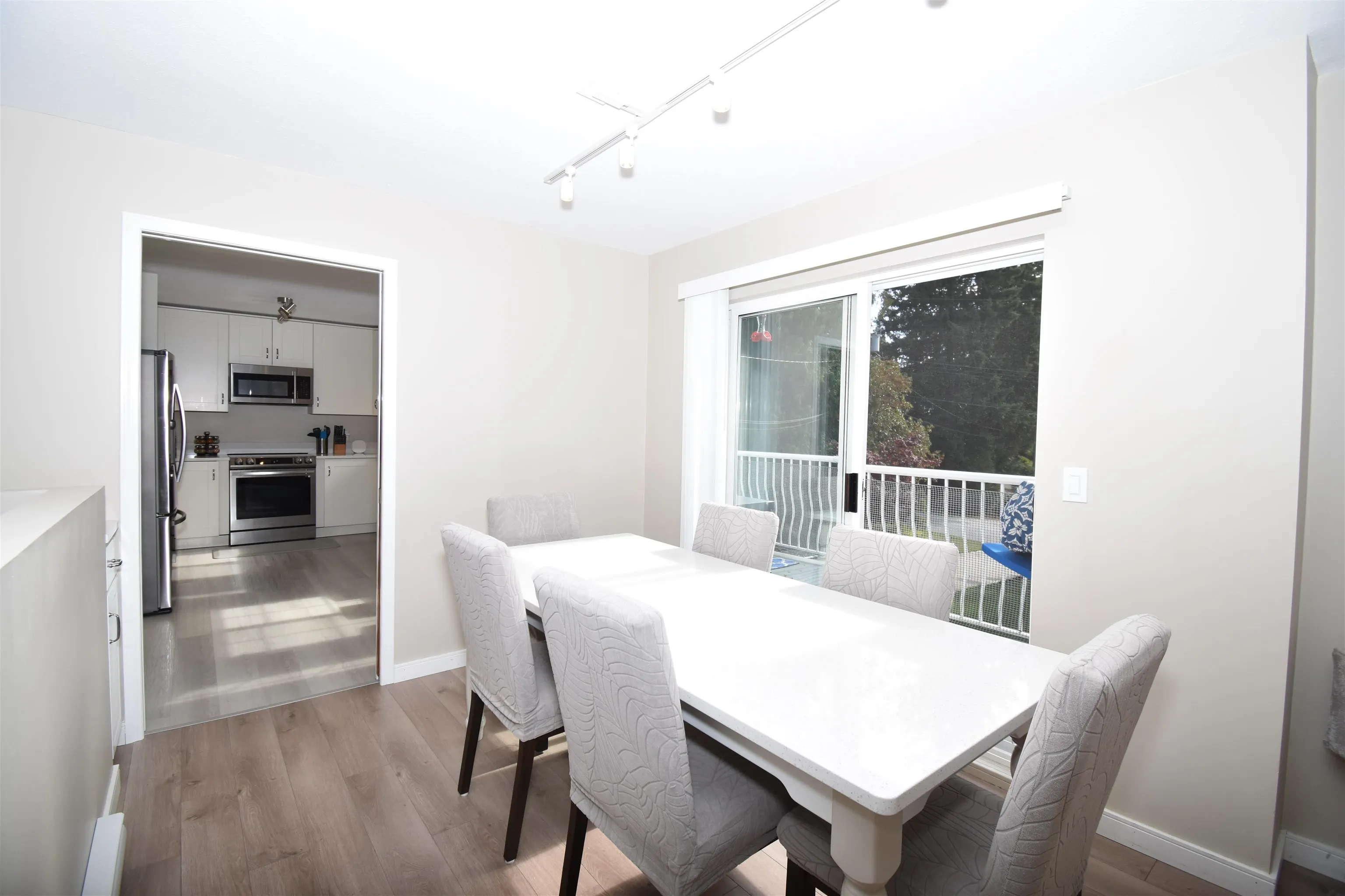 8086 Dogwood Drive