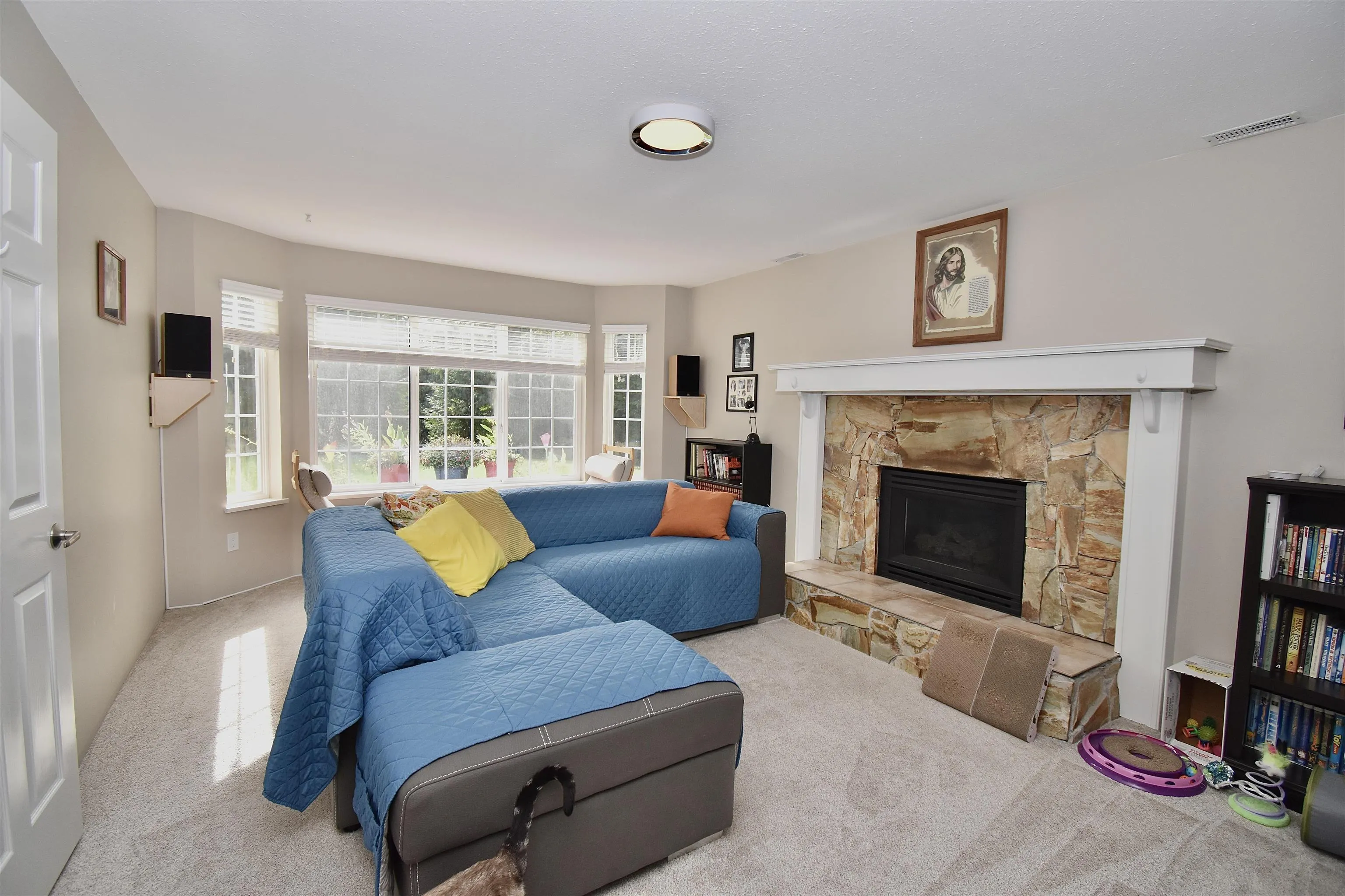 8086 Dogwood Drive