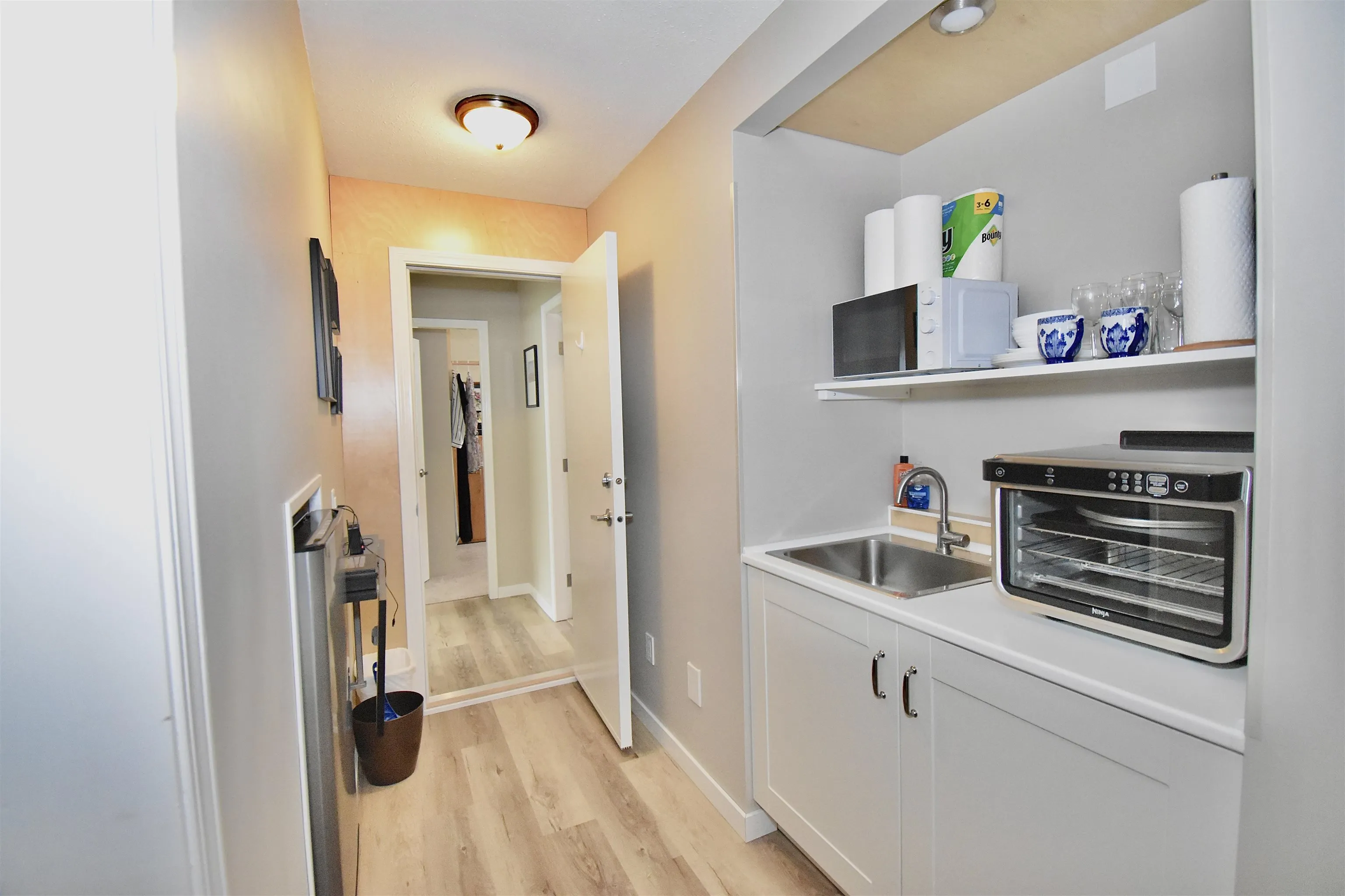 8086 Dogwood Drive