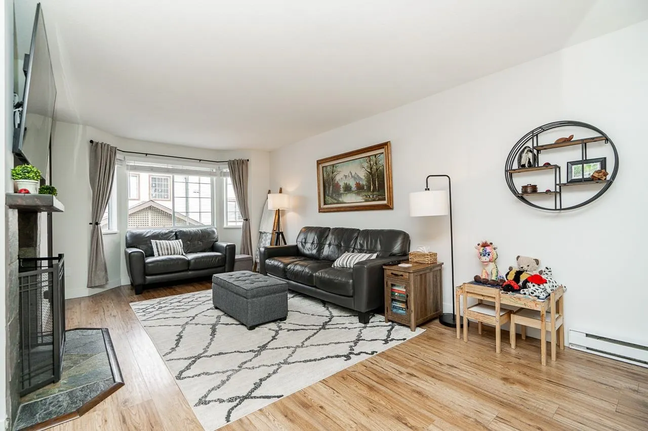 14 2352 Pitt River Road