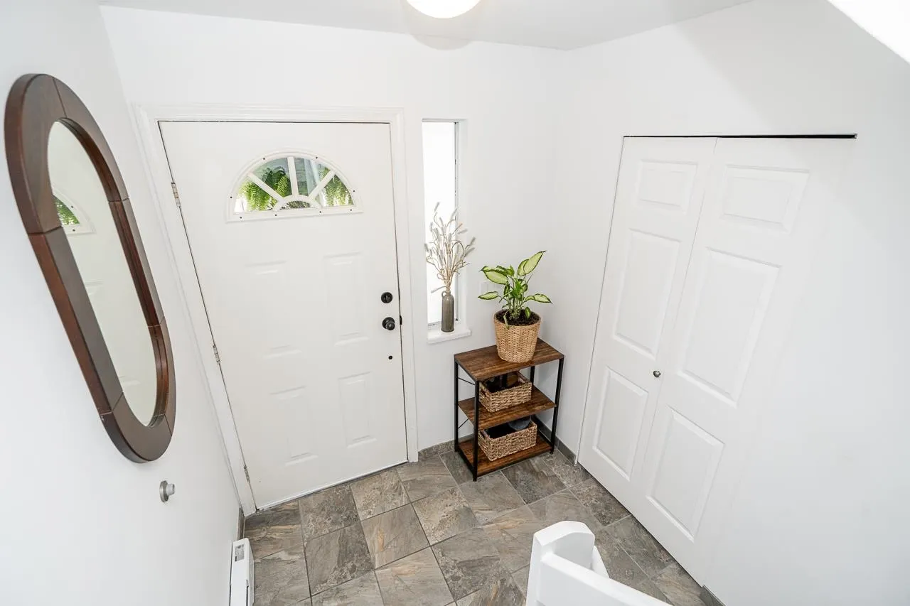 14 2352 Pitt River Road