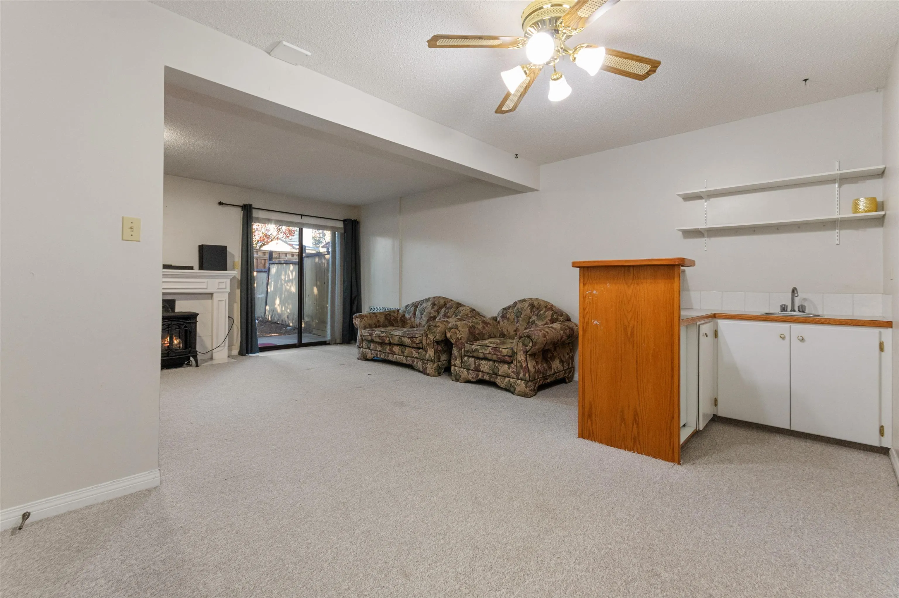 2 2998 Mouat Drive