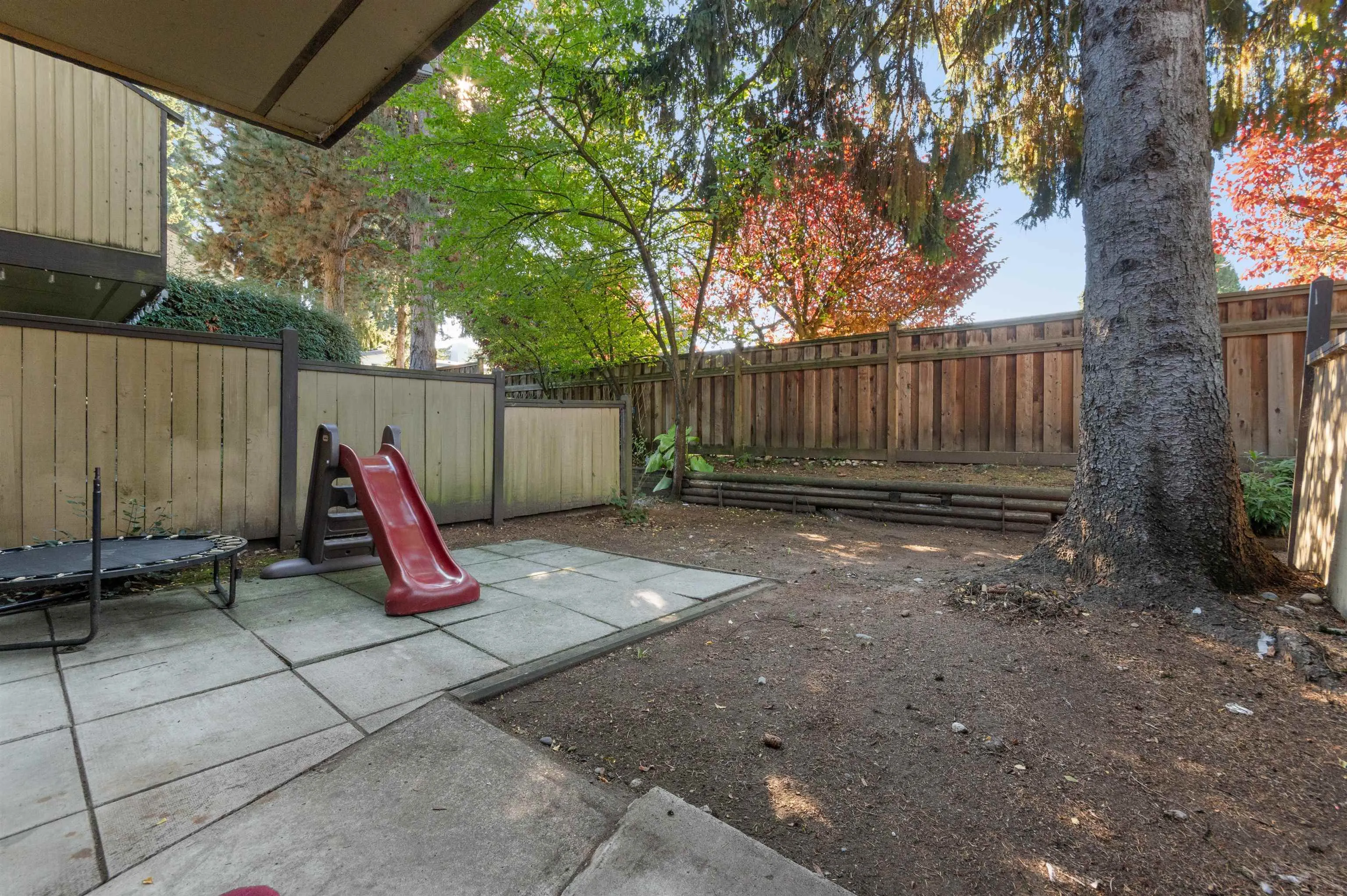 2 2998 Mouat Drive