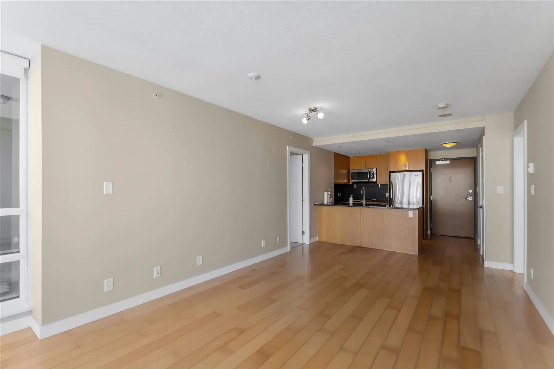 2204 2978 Glen Drive
