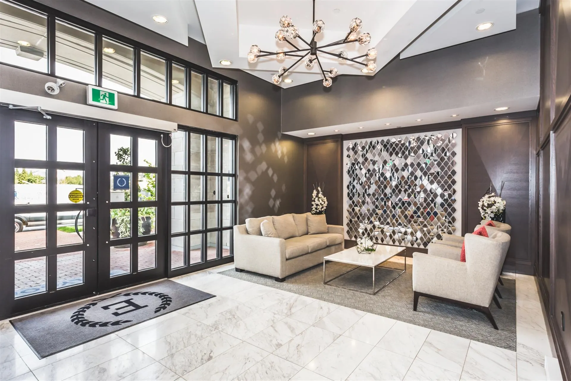 130 15168 33 Avenue