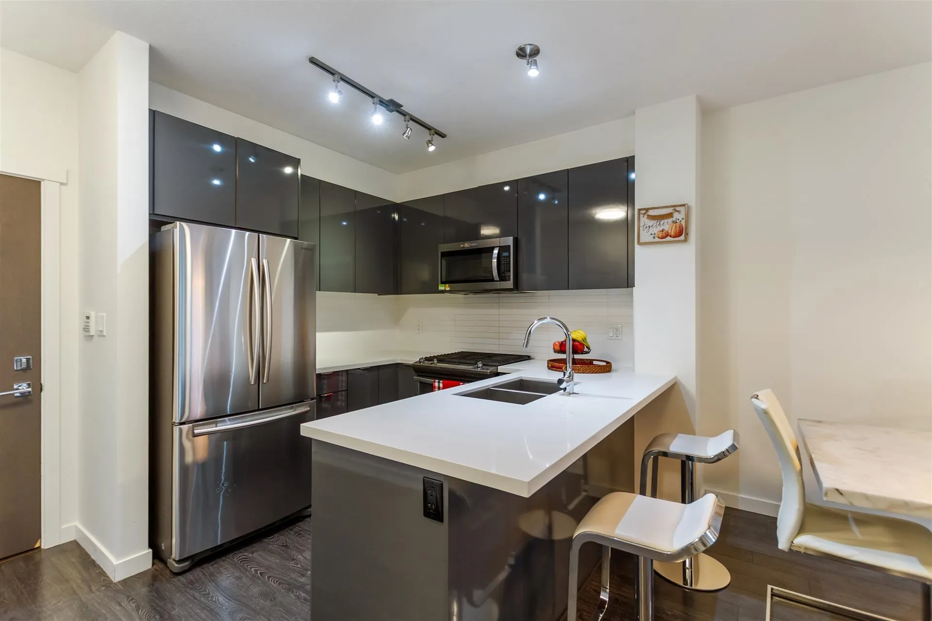 130 15168 33 Avenue