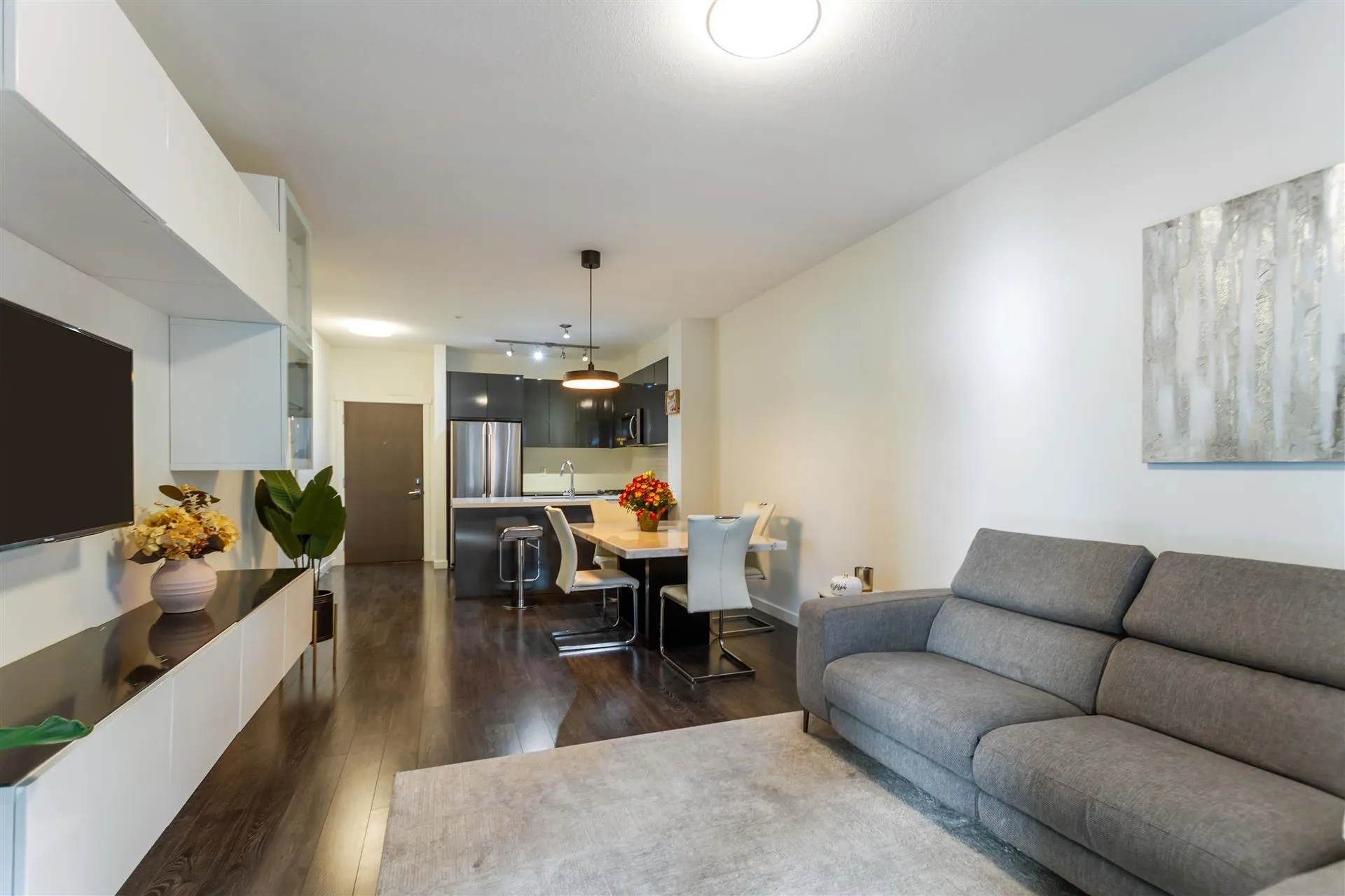 130 15168 33 Avenue