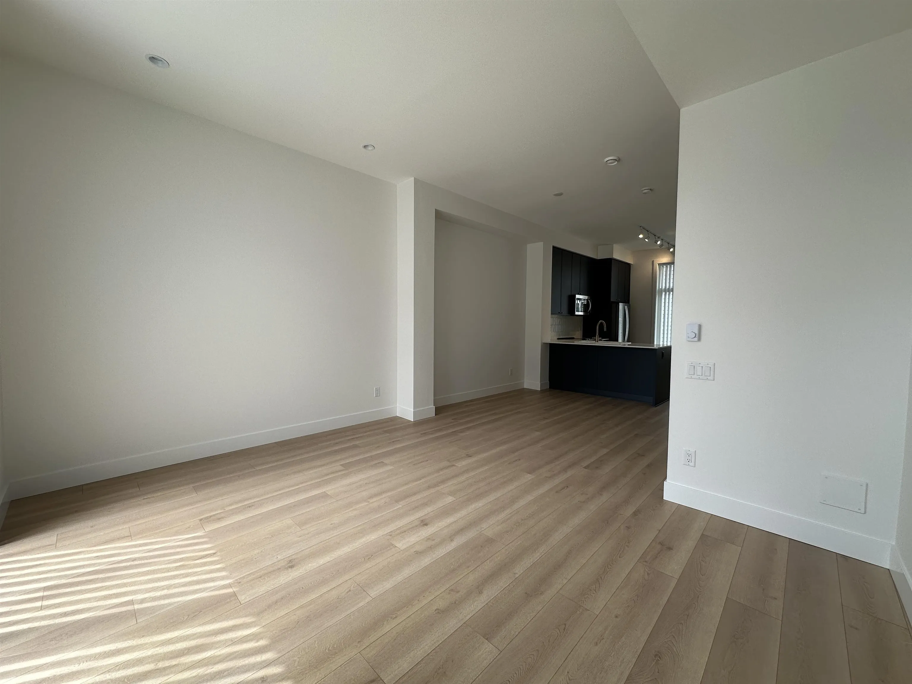 77 14151 58a Ave
