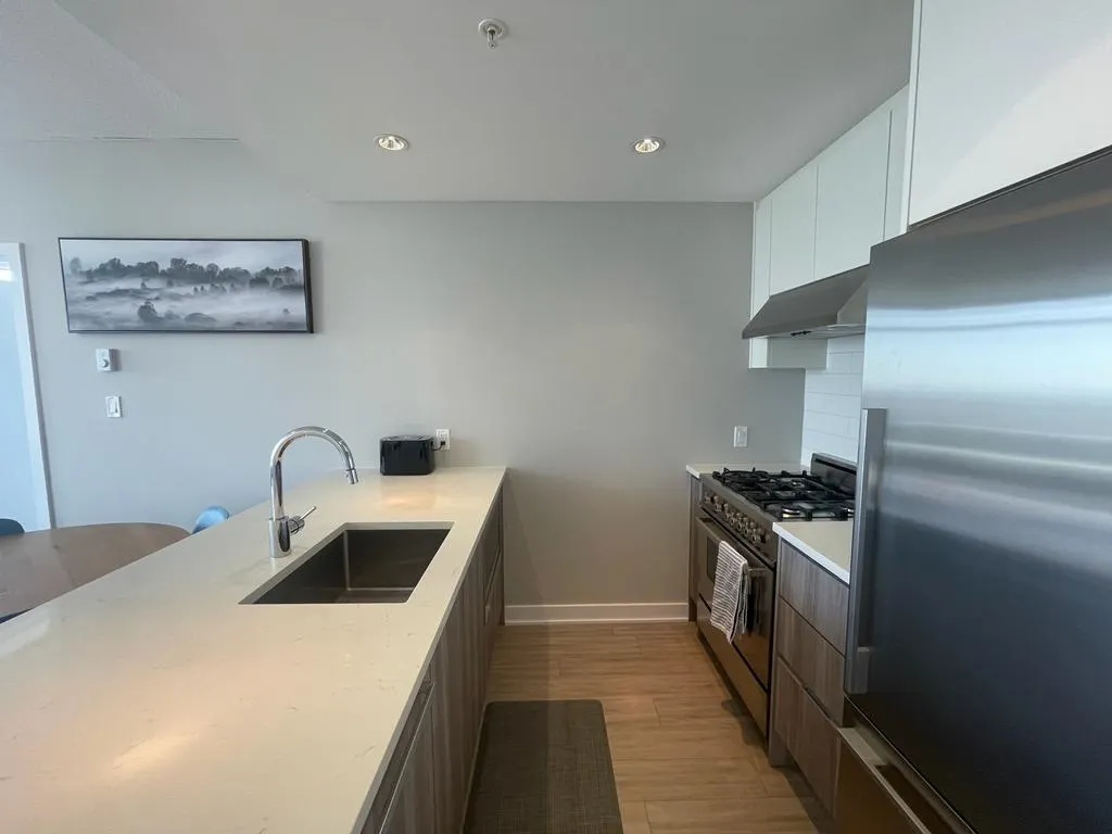 3801 4900 Lennox Lane
