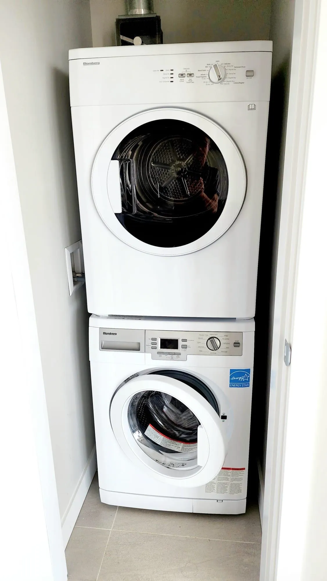 3801 4900 Lennox Lane