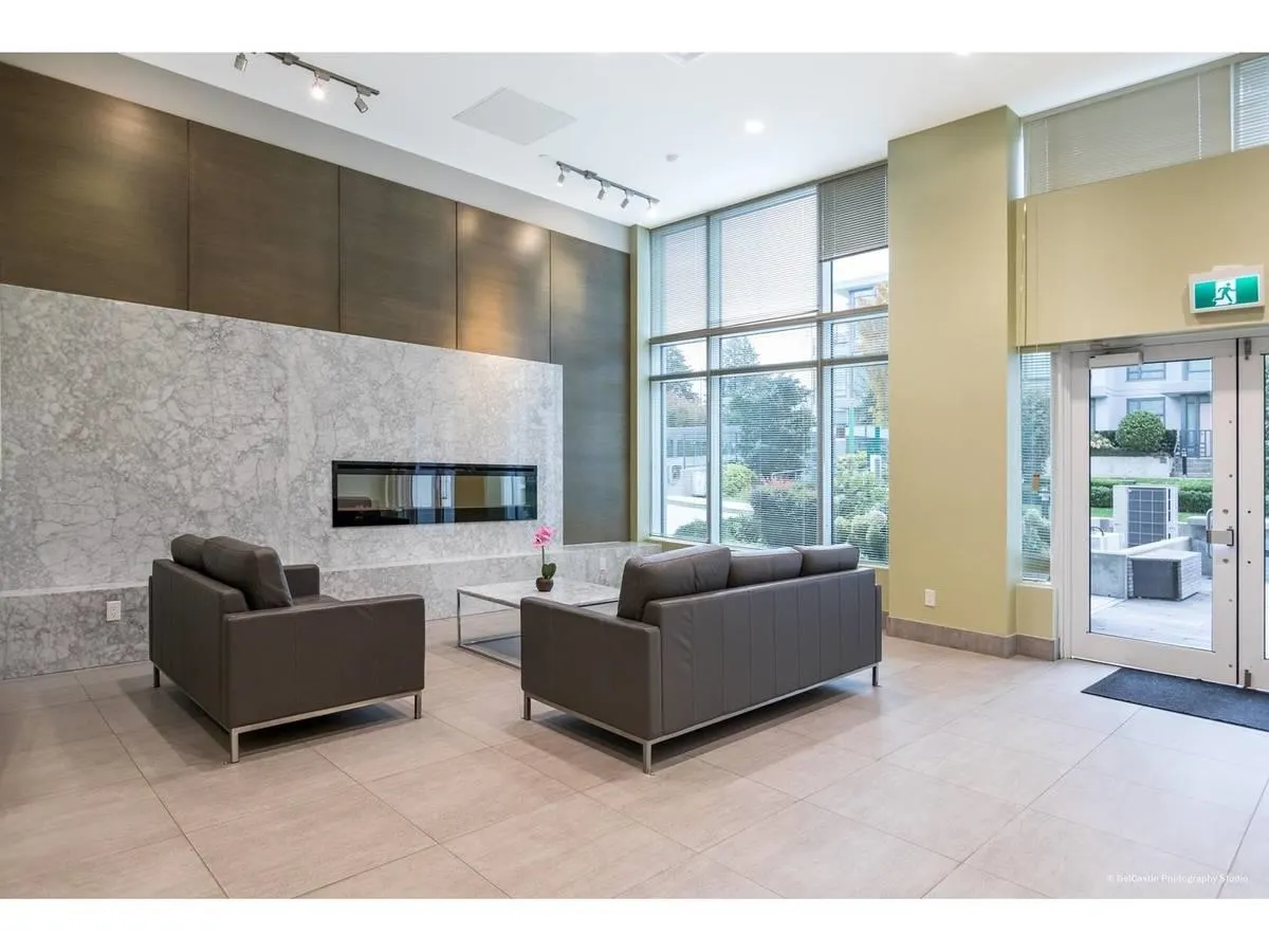 3801 4900 Lennox Lane