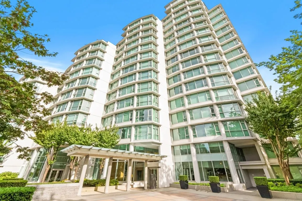 PH1 1717 Bayshore Drive