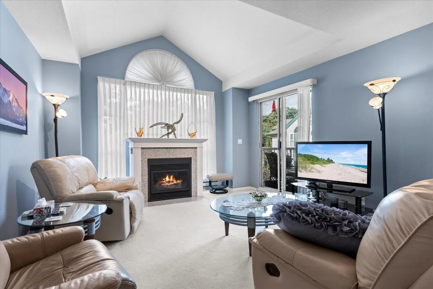 405 2963 Nelson Place