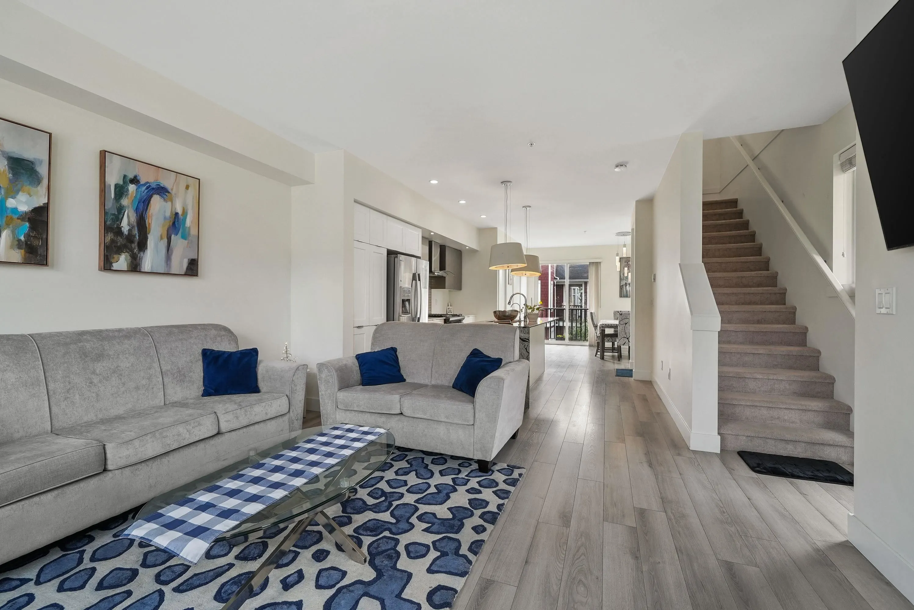 88 20852 77a Avenue