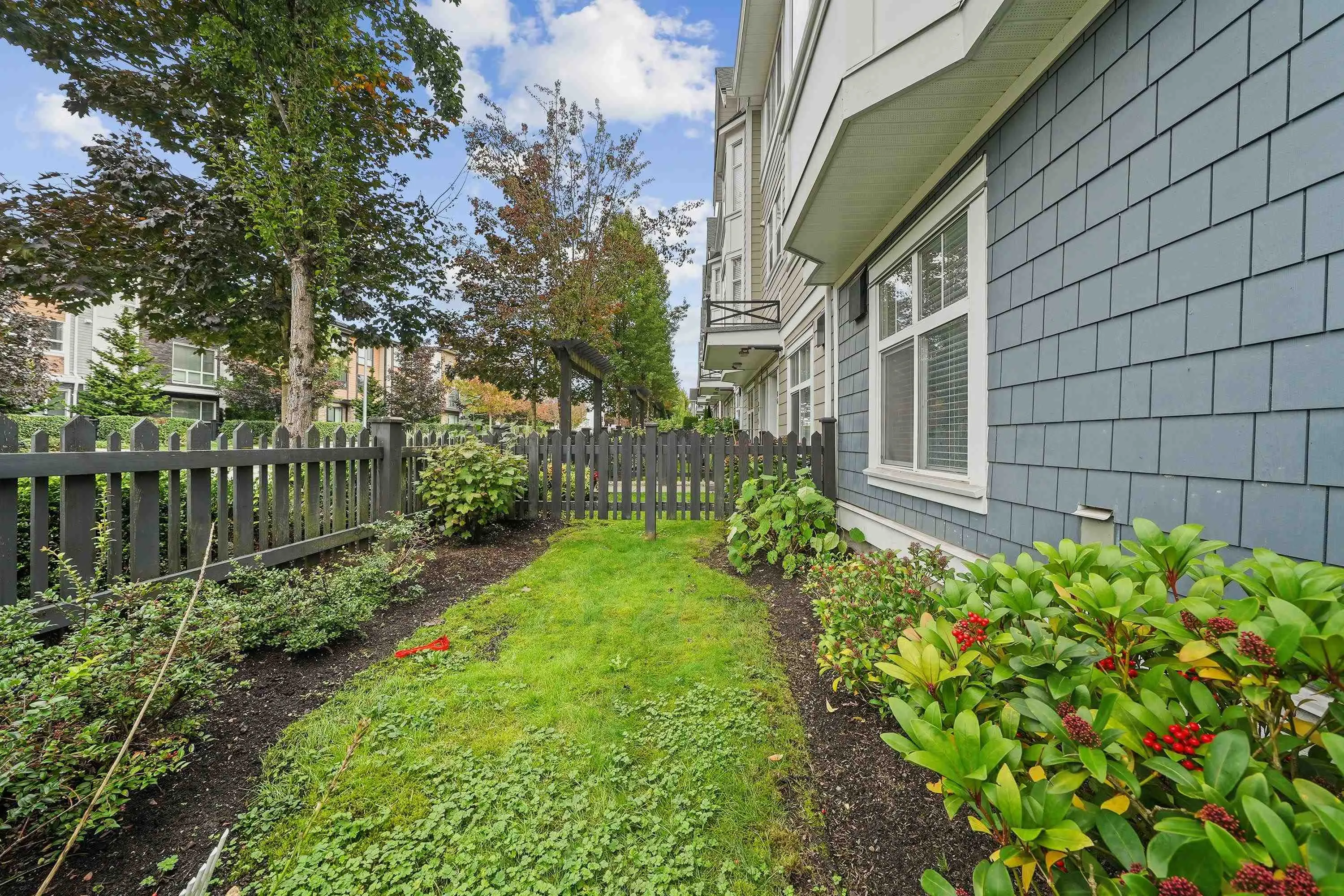 88 20852 77a Avenue
