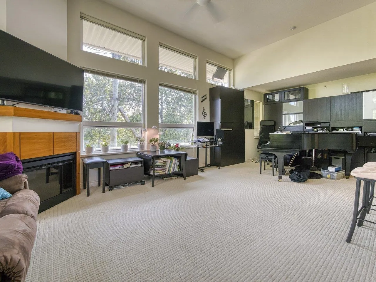 410 6888 Southpoint Drive